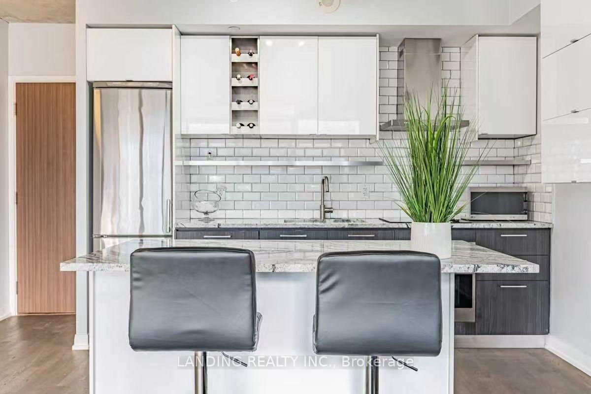 Photo 4 of Unit 622, 560 King Street W, Toronto, Waterfront Communities — HOMEH