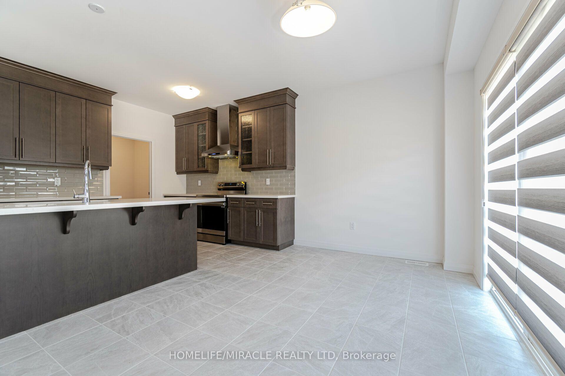 Photo 13 of 105 Court Drive, Brant, Paris — HOMEH