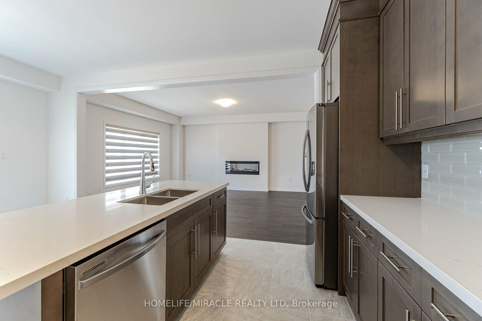 Photo 18 of 105 Court Drive, Brant, Paris — HOMEH