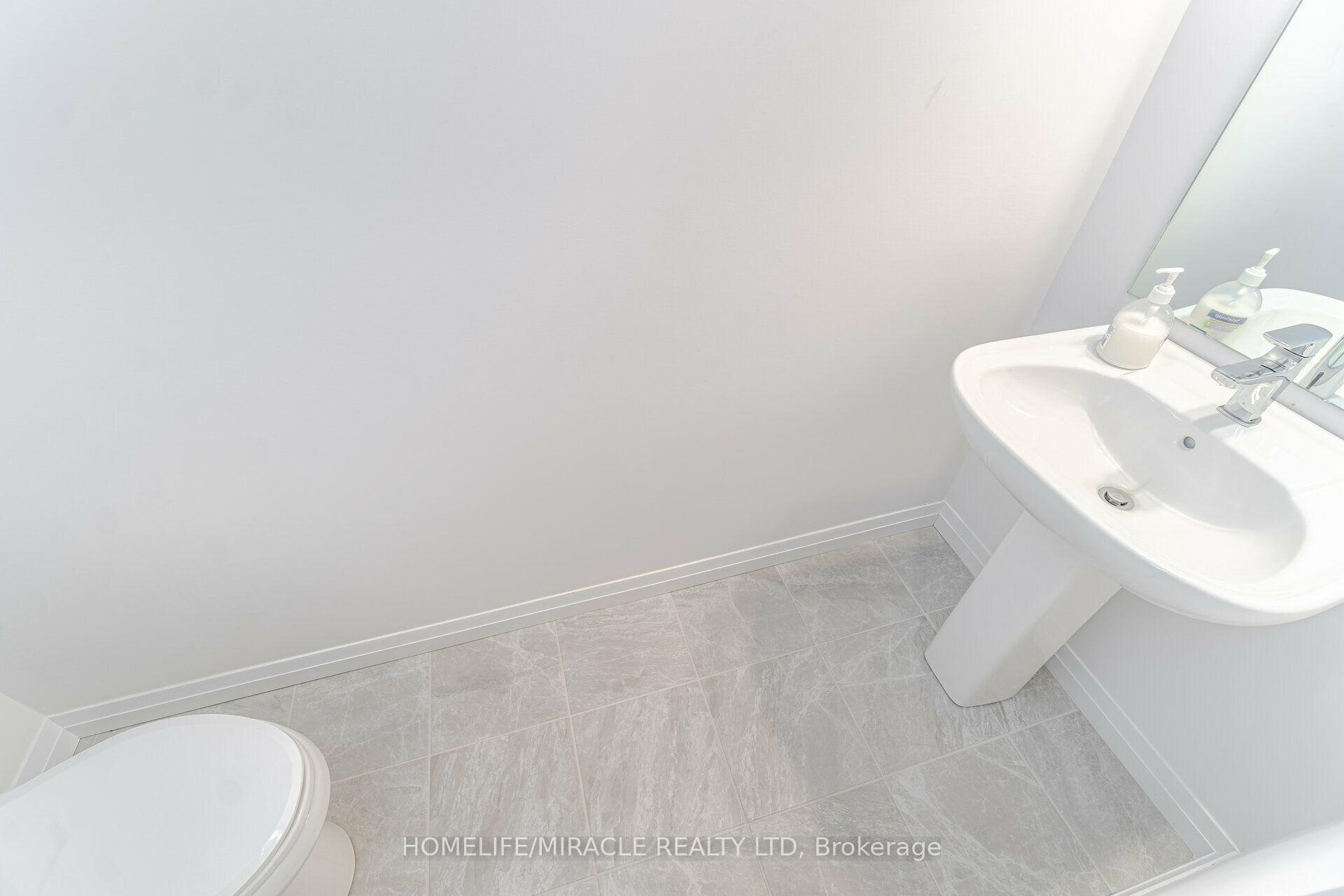 Photo 26 of 105 Court Drive, Brant, Paris — HOMEH