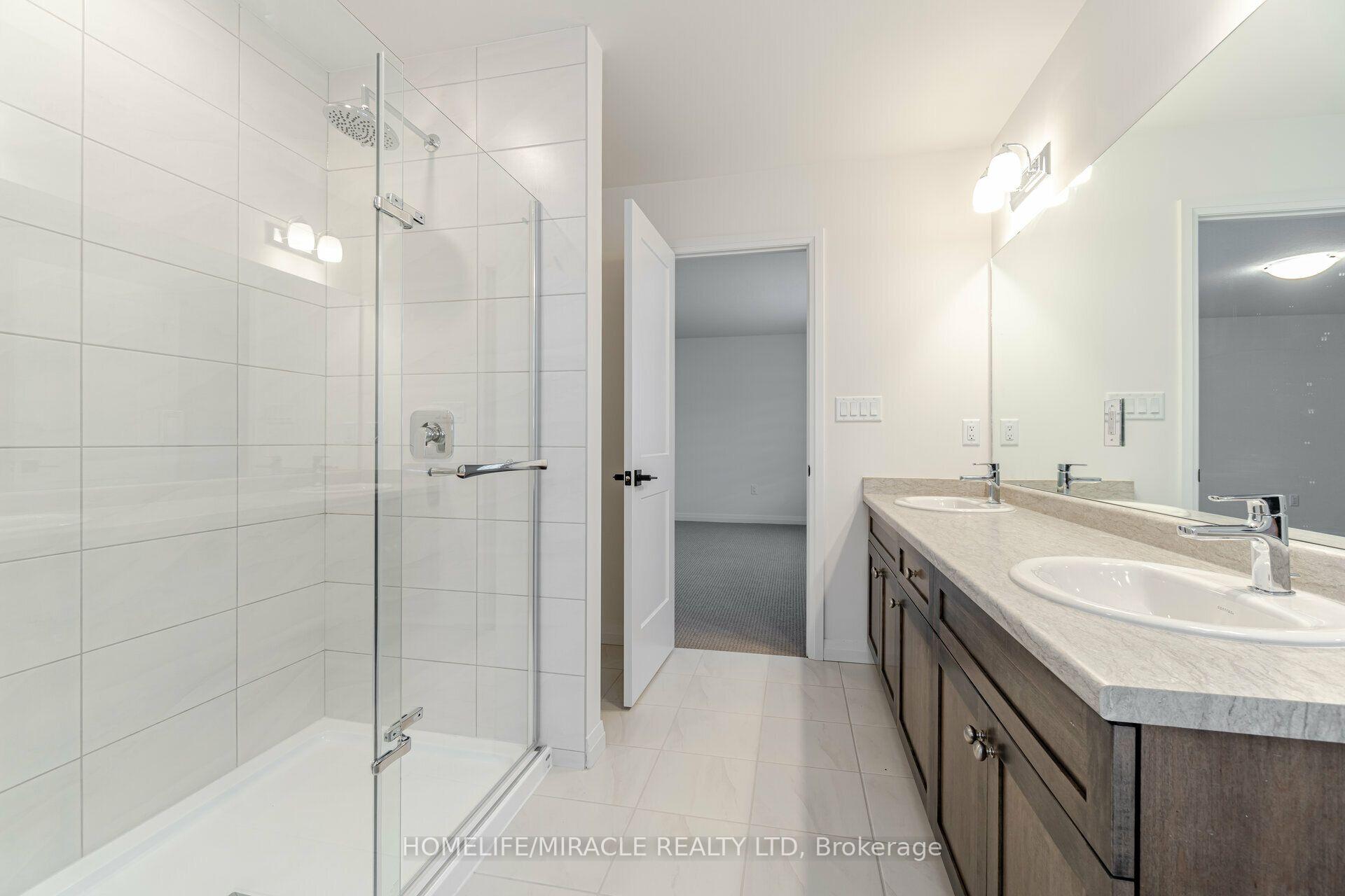 Photo 36 of 105 Court Drive, Brant, Paris — HOMEH
