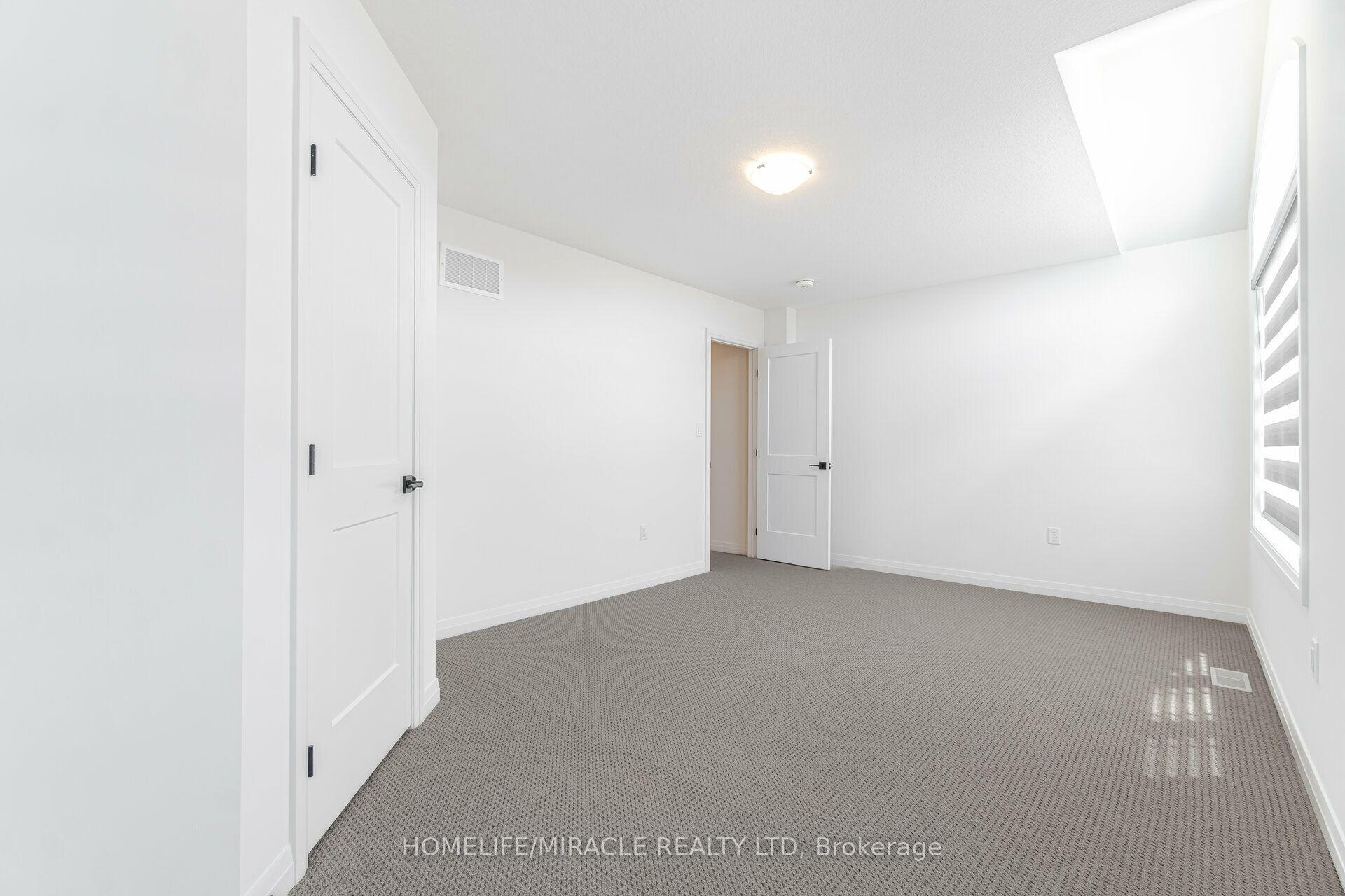 Photo 39 of 105 Court Drive, Brant, Paris — HOMEH