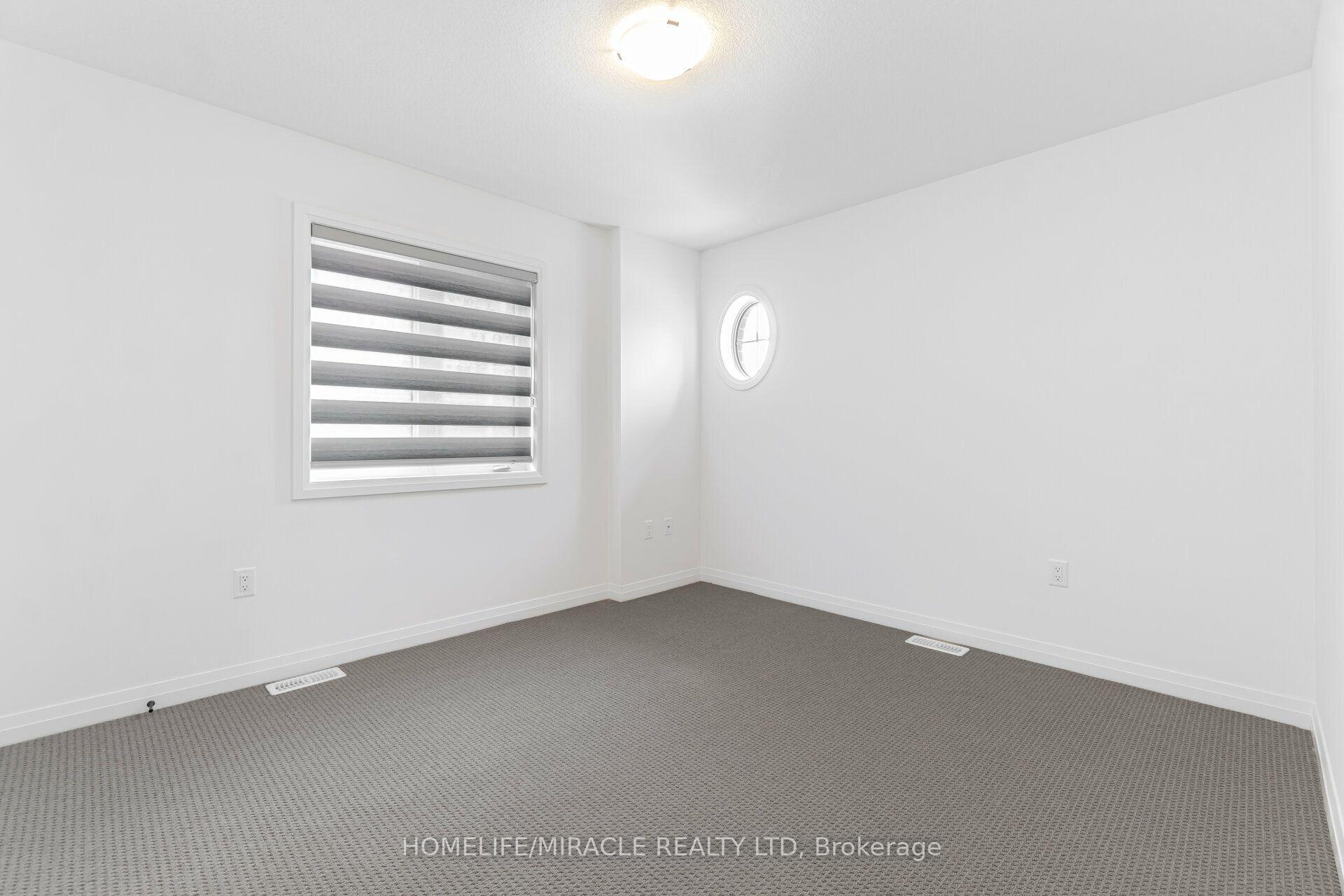 Photo 40 of 105 Court Drive, Brant, Paris — HOMEH