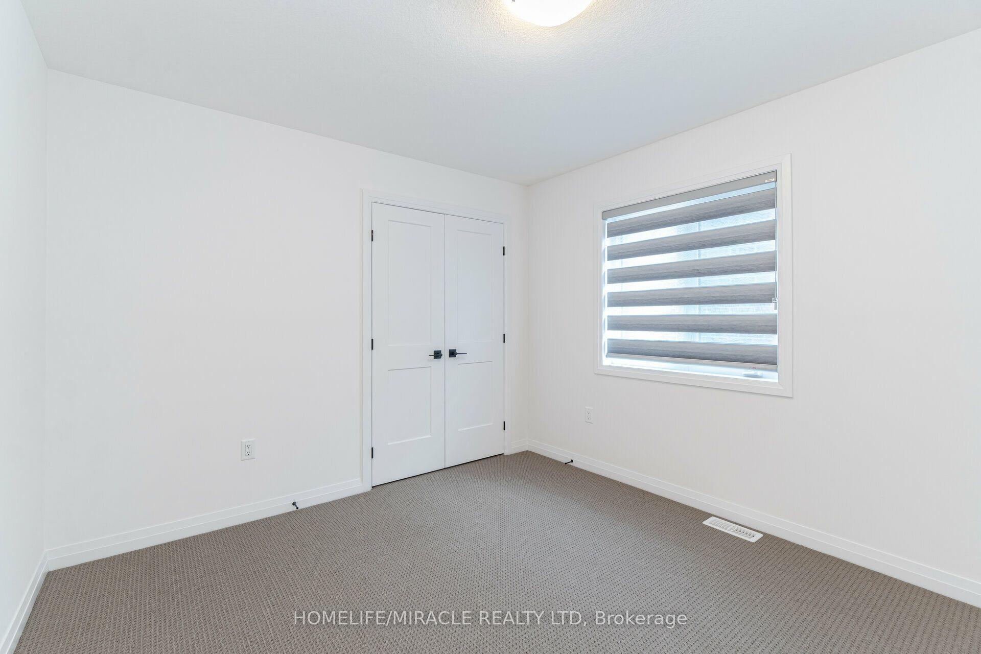 Photo 45 of 105 Court Drive, Brant, Paris — HOMEH