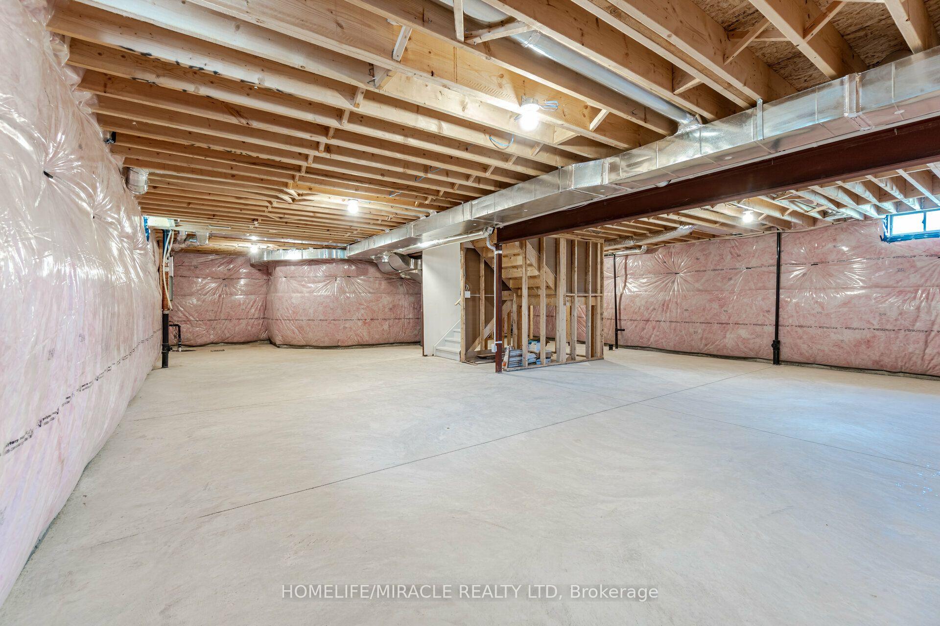 Photo 51 of 105 Court Drive, Brant, Paris — HOMEH