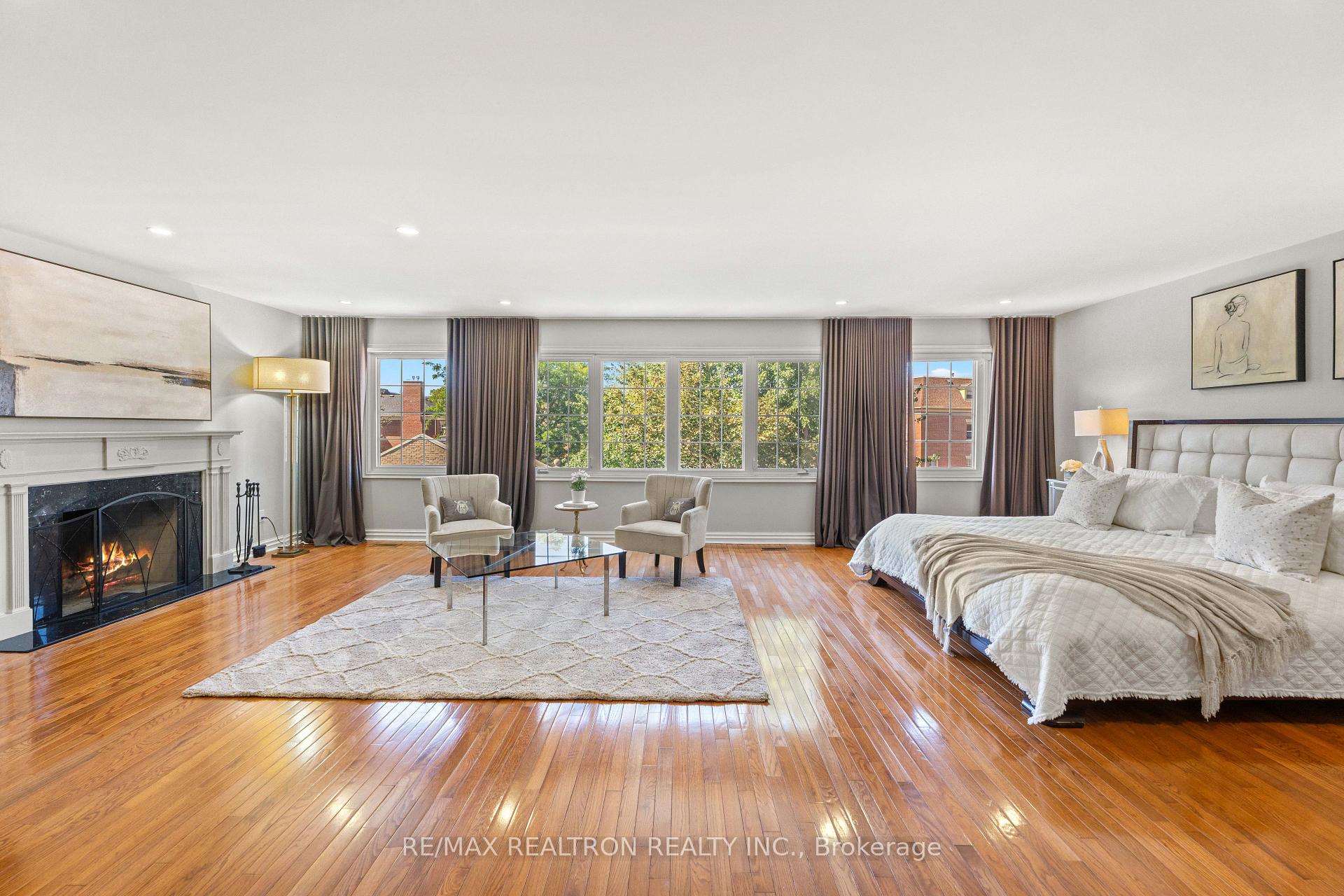 Photo 19 of 6 Oatlands Drive, Richmond Hill, Mill Pond — HOMEH