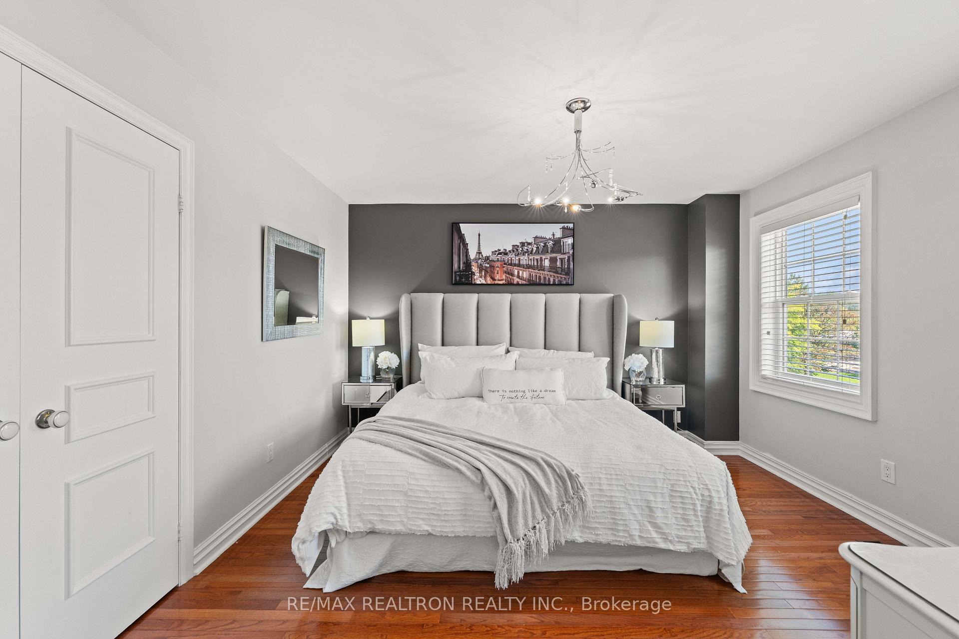 Photo 25 of 6 Oatlands Drive, Richmond Hill, Mill Pond — HOMEH