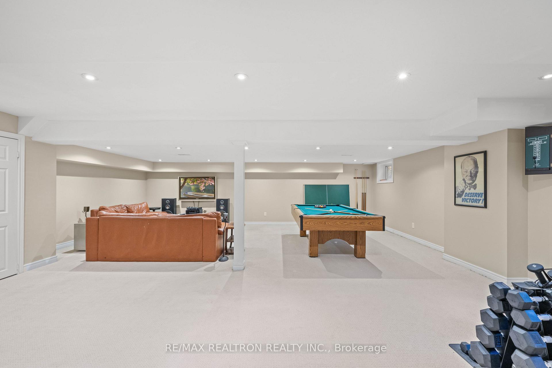 Photo 37 of 6 Oatlands Drive, Richmond Hill, Mill Pond — HOMEH