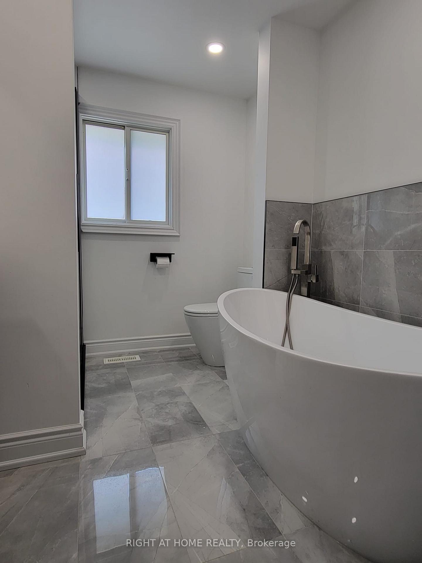 Photo 13 of 1411 Charles Drive, Burlington, Mountainside — HOMEH