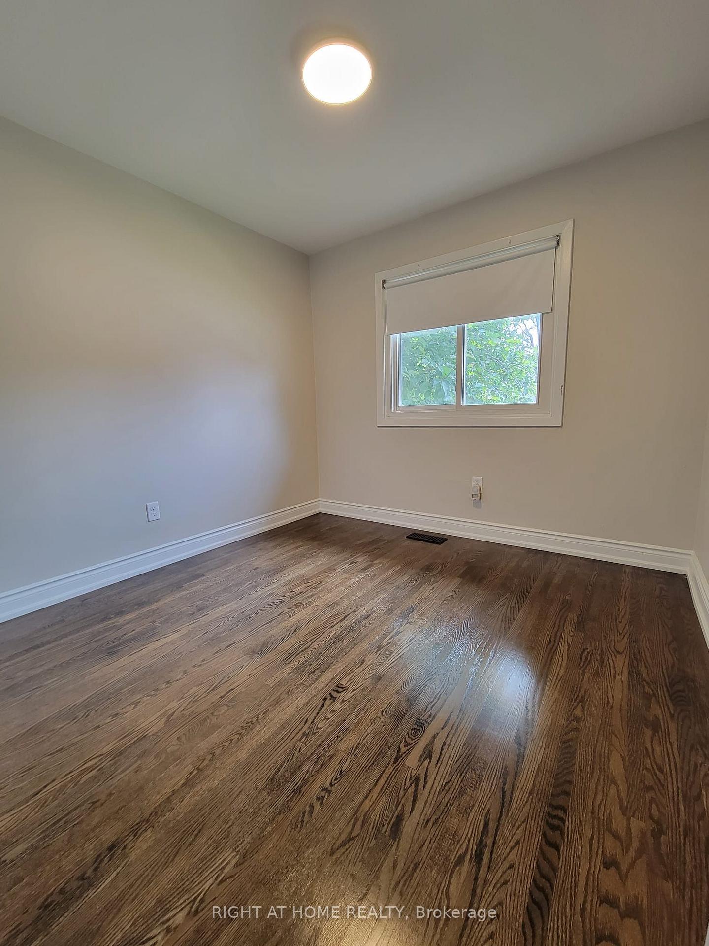 Photo 21 of 1411 Charles Drive, Burlington, Mountainside — HOMEH