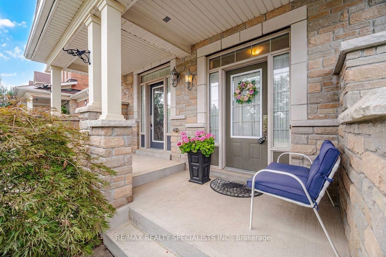 Photo 3 of 92 Hanson Crescent, Milton, Scott — HOMEH