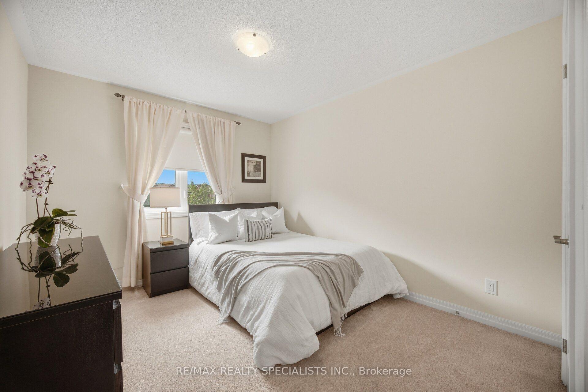 Photo 52 of 92 Hanson Crescent, Milton, Scott — HOMEH