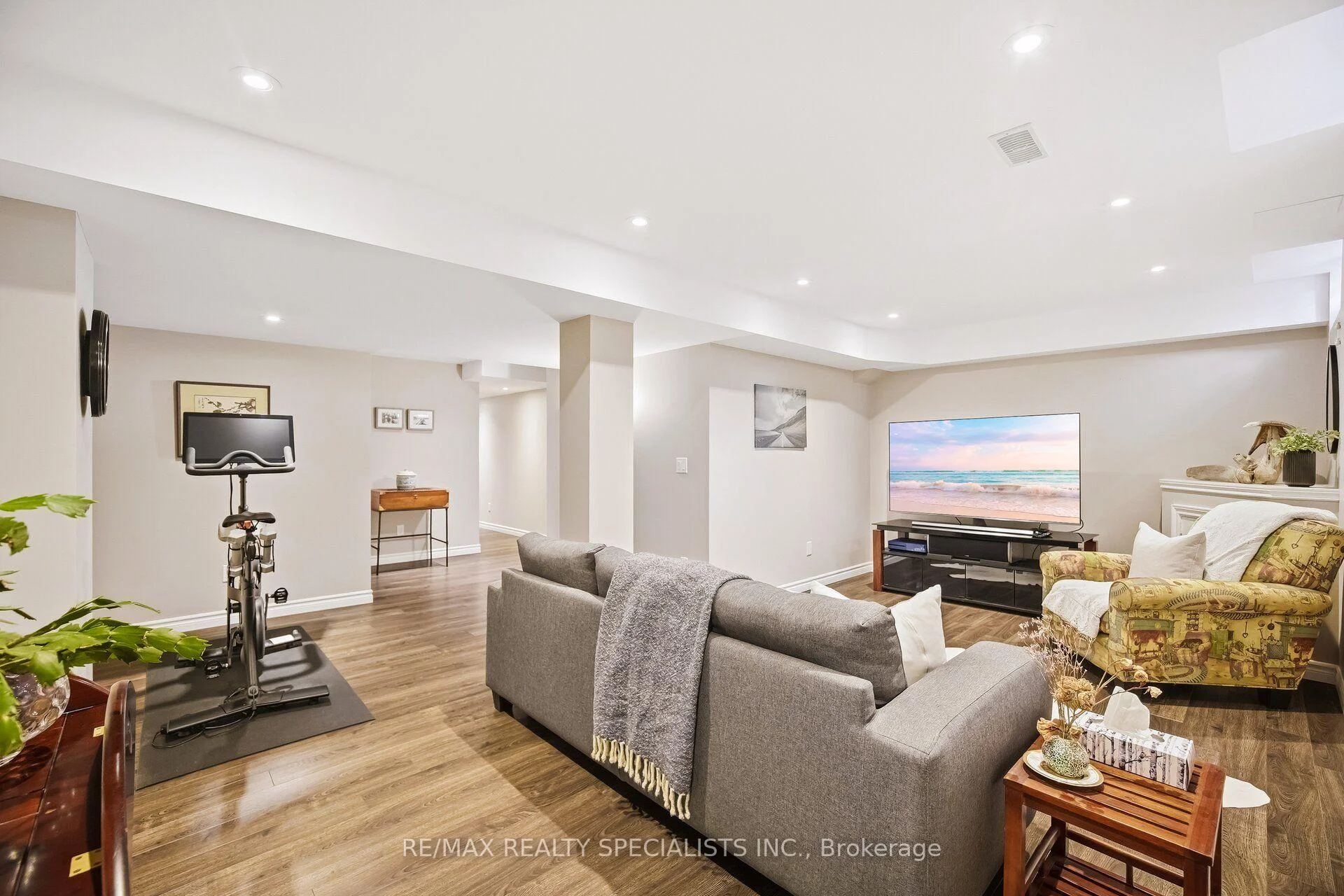 Photo 63 of 92 Hanson Crescent, Milton, Scott — HOMEH