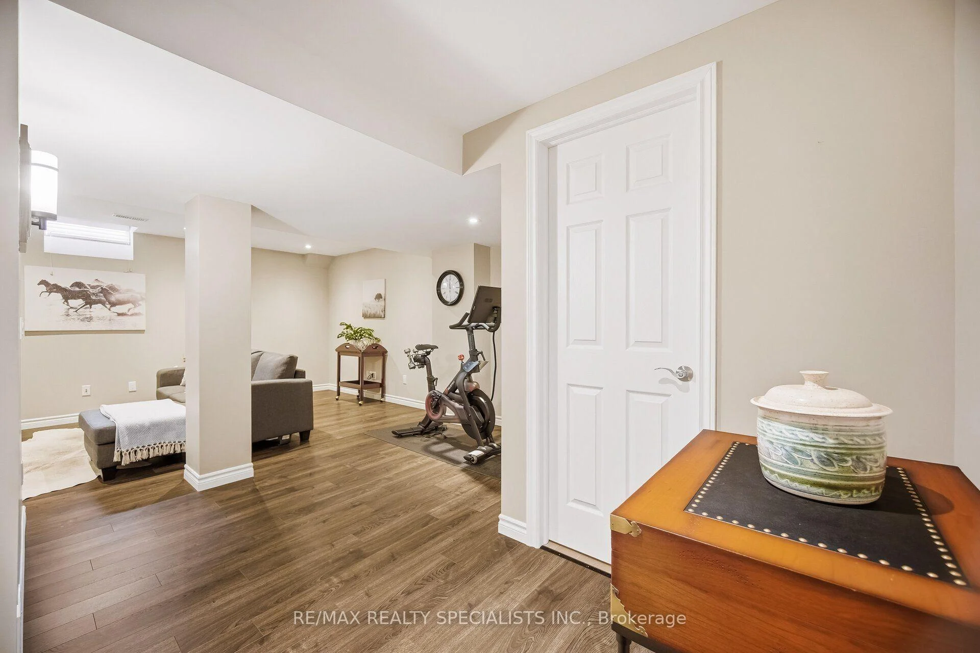 Photo 64 of 92 Hanson Crescent, Milton, Scott — HOMEH