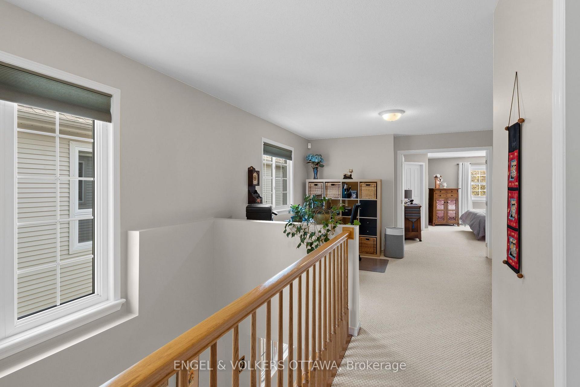 Photo 13 of 48 Fieldberry Private, Ottawa, Barrhaven - Stonebridge — HOMEH