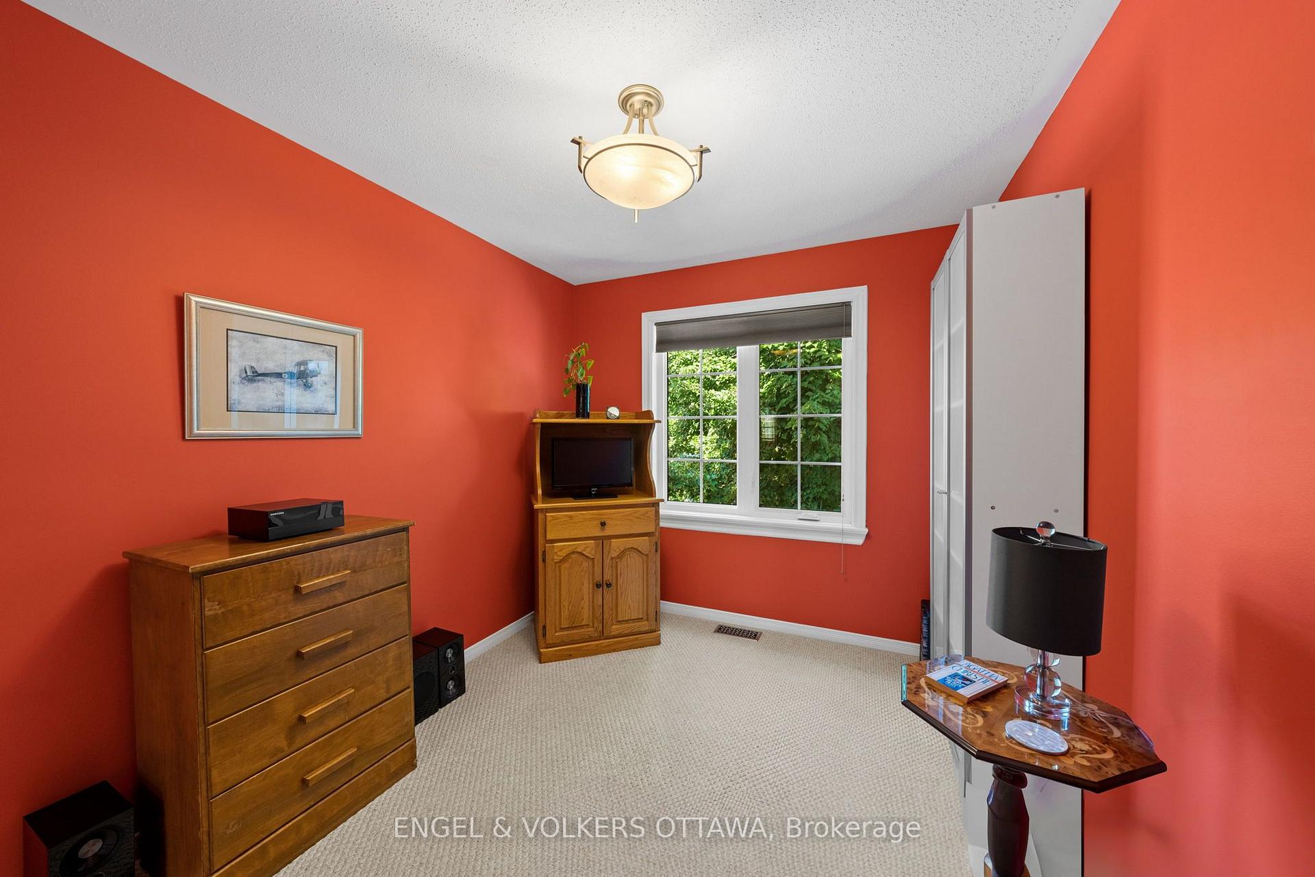 Photo 21 of 48 Fieldberry Private, Ottawa, Barrhaven - Stonebridge — HOMEH