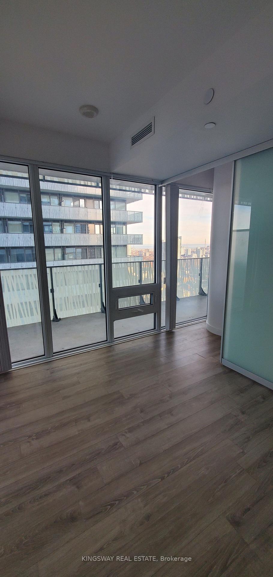 Photo 4 of Unit 3401, 42 Charles Street E, Toronto, Church-Yonge Corridor — HOMEH