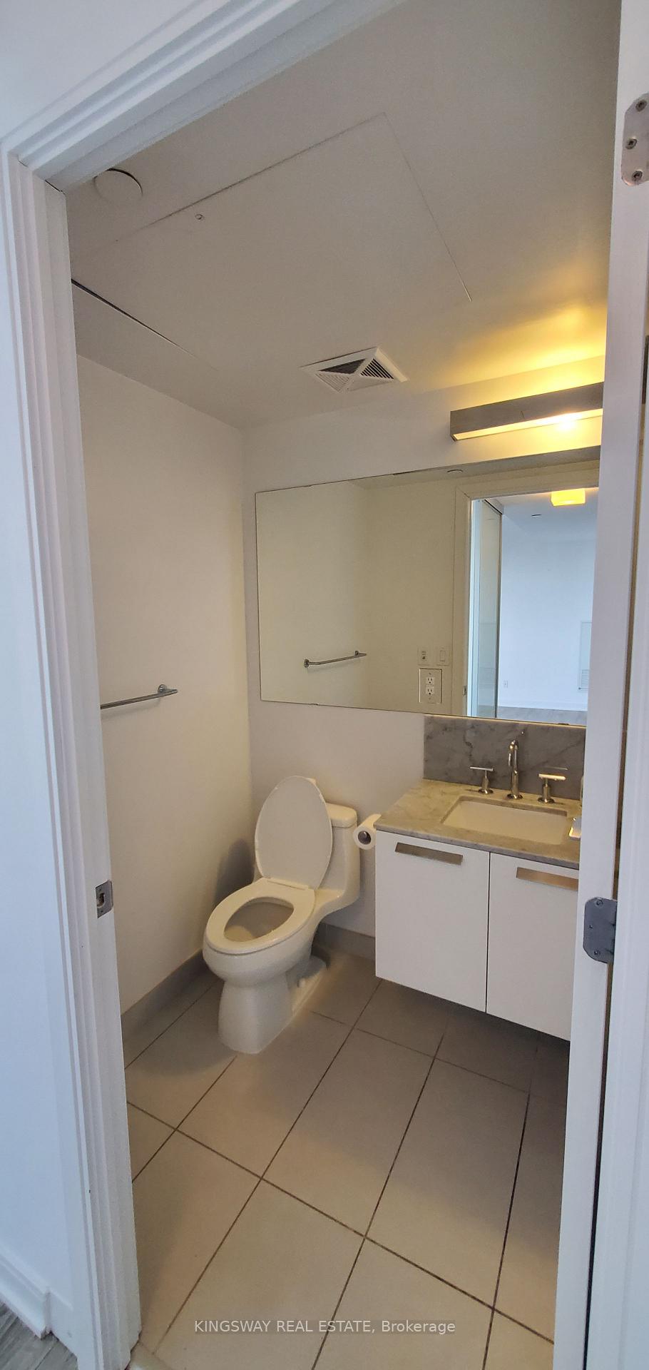Photo 12 of Unit 3401, 42 Charles Street E, Toronto, Church-Yonge Corridor — HOMEH