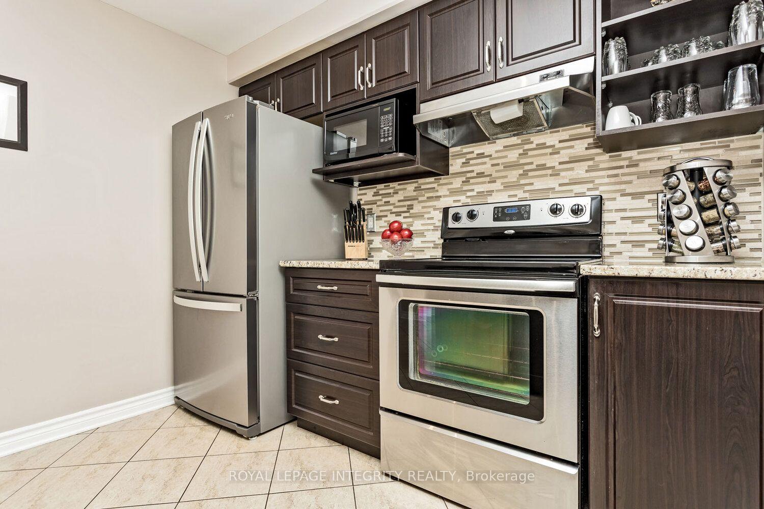 Photo 4 of Unit 5, 1230 Marenger Street, Ottawa, Convent Glen South — HOMEH