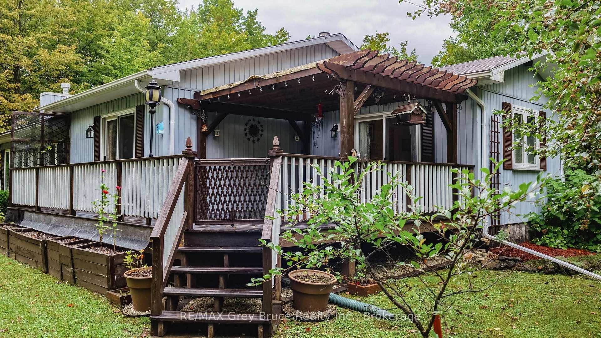 Photo 2 of 255263 1 Concession, Chatsworth — HOMEH