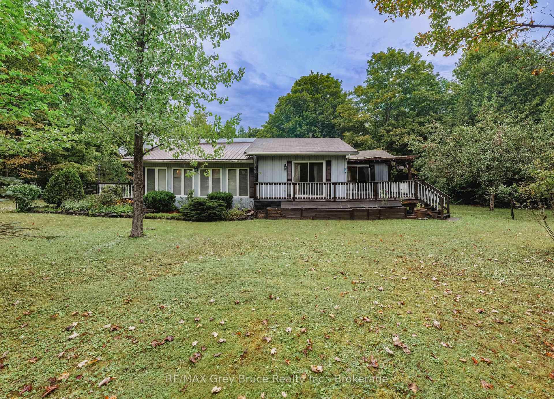 Photo 3 of 255263 1 Concession, Chatsworth — HOMEH