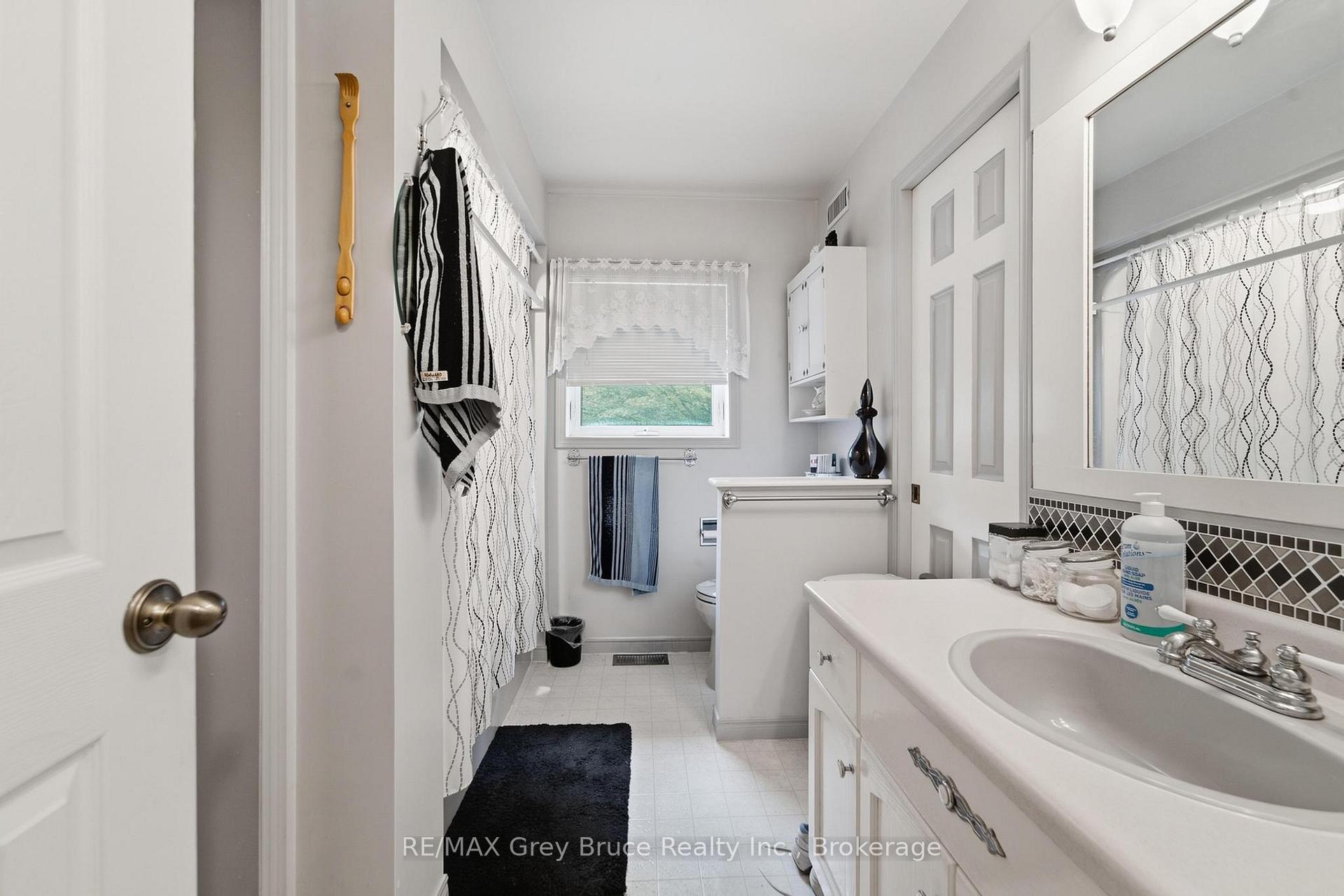 Photo 26 of 255263 1 Concession, Chatsworth — HOMEH