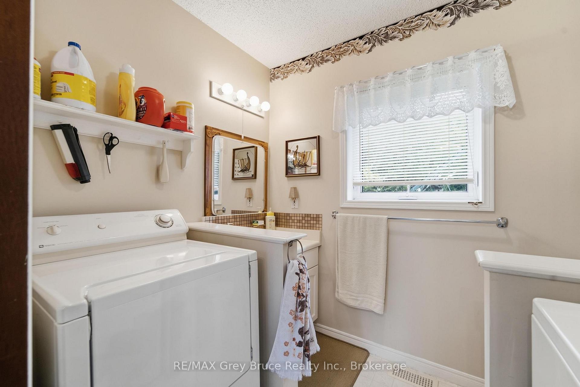 Photo 34 of 255263 1 Concession, Chatsworth — HOMEH