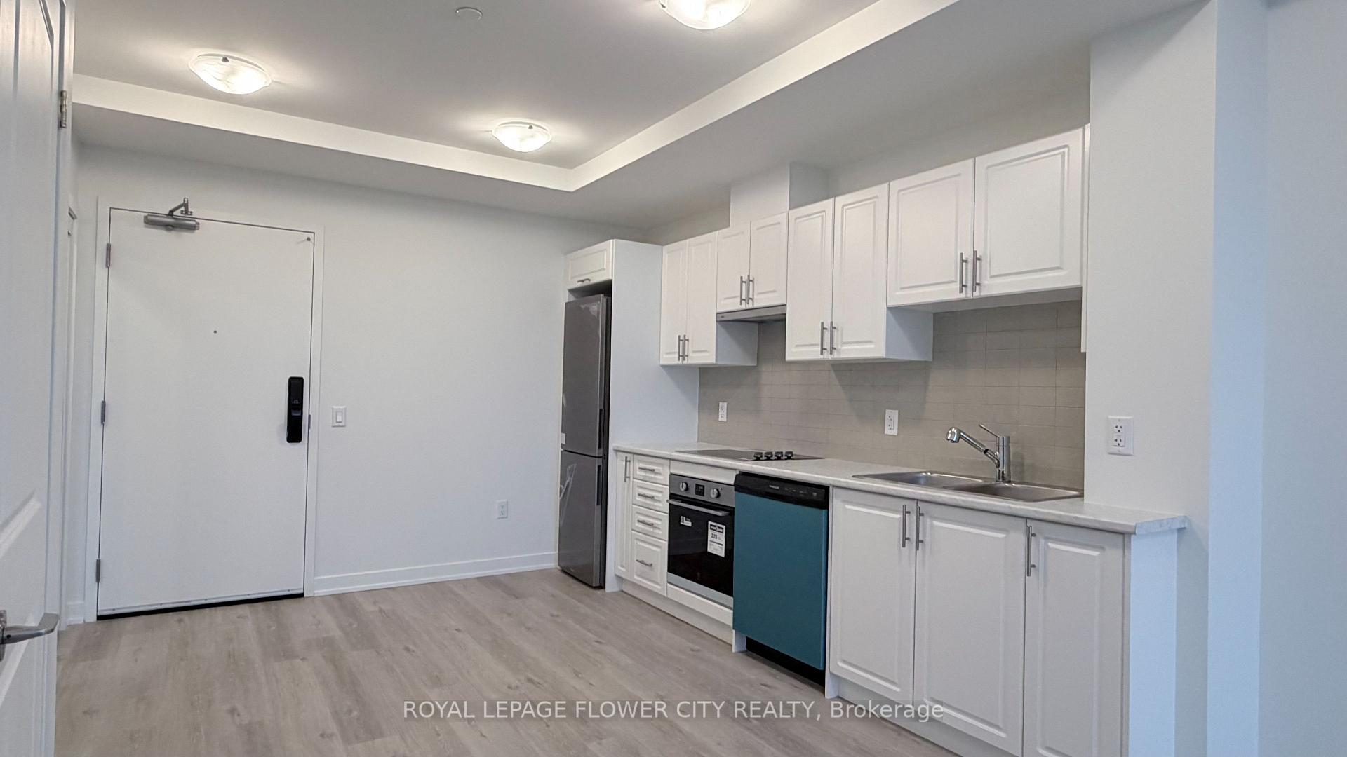 Photo 4 of Unit 1210, 461 Green Road, Hamilton, Lakeshore — HOMEH