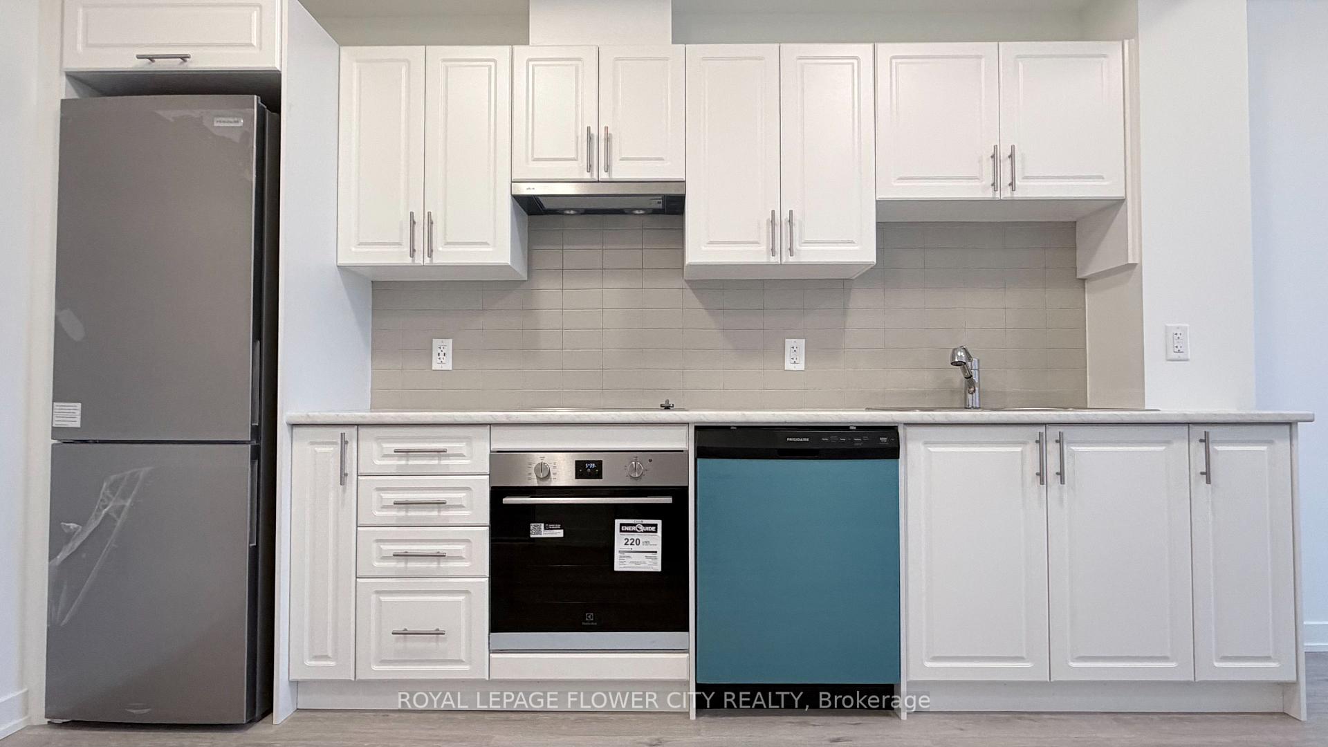 Photo 5 of Unit 1210, 461 Green Road, Hamilton, Lakeshore — HOMEH