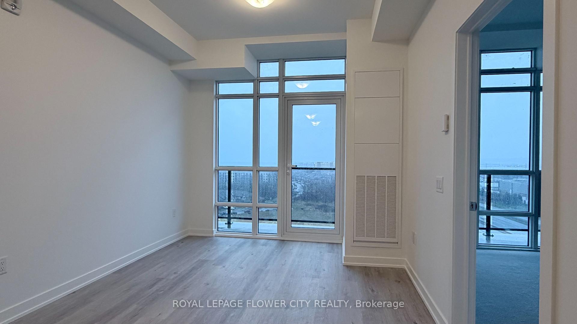 Photo 6 of Unit 1210, 461 Green Road, Hamilton, Lakeshore — HOMEH