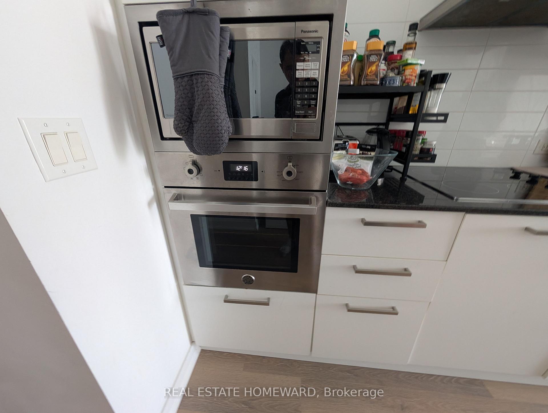 Photo 8 of Unit 5507, 14 York Street, Toronto, Waterfront Communities — HOMEH