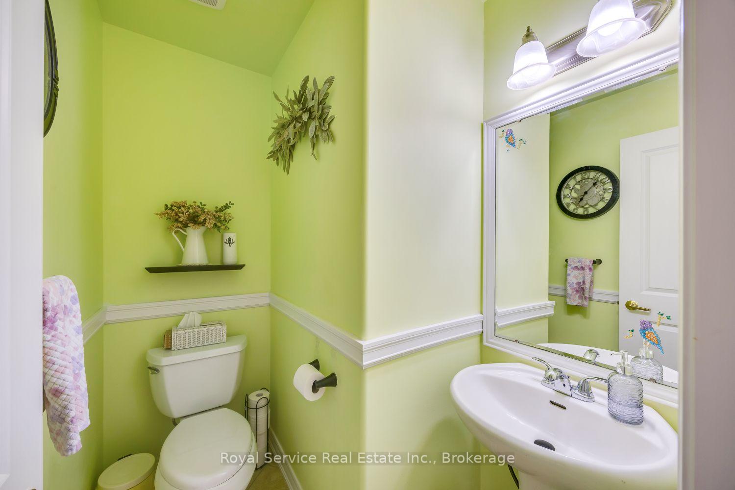 Photo 8 of 320 Strachan Street, Port Hope — HOMEH