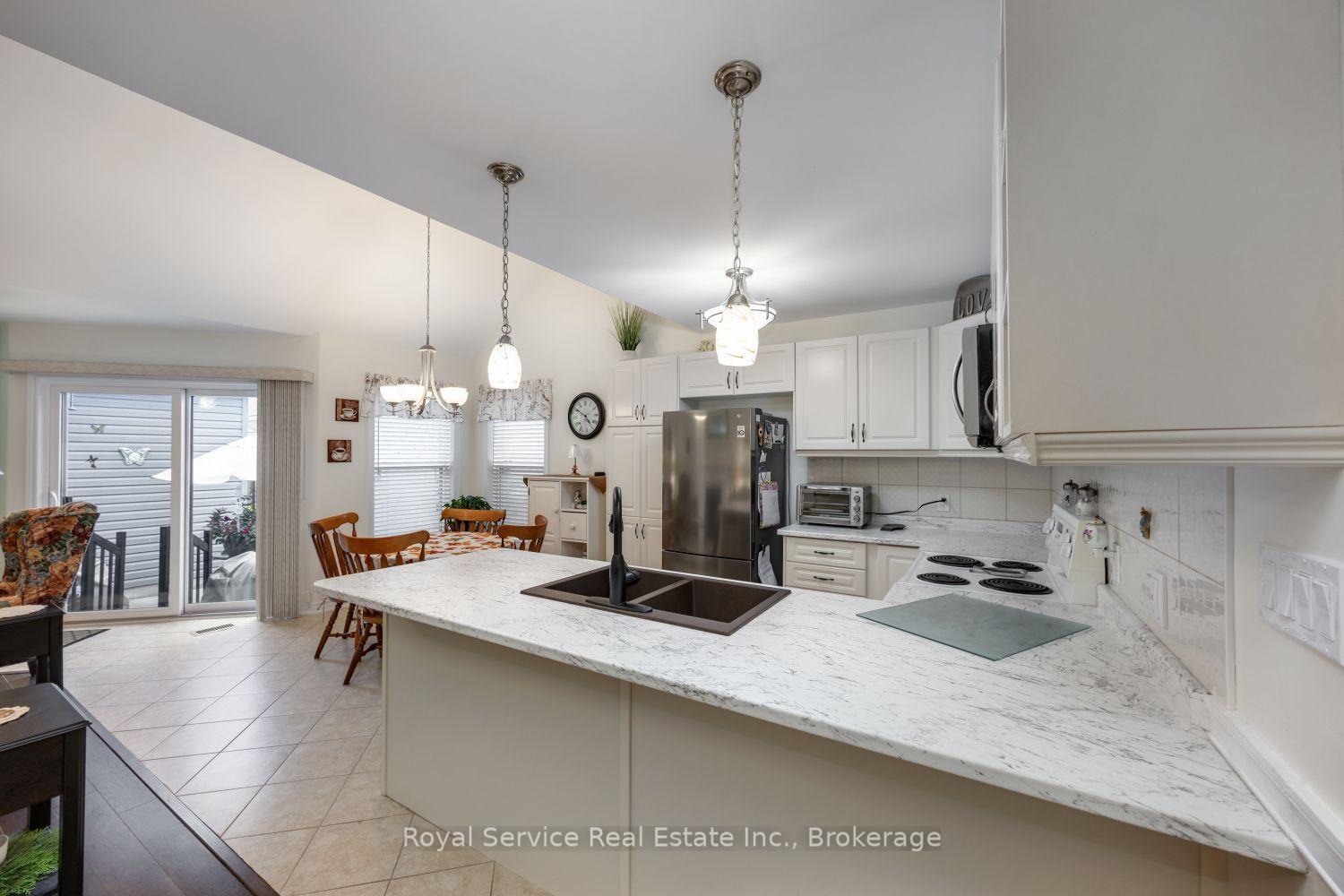 Photo 18 of 320 Strachan Street, Port Hope — HOMEH