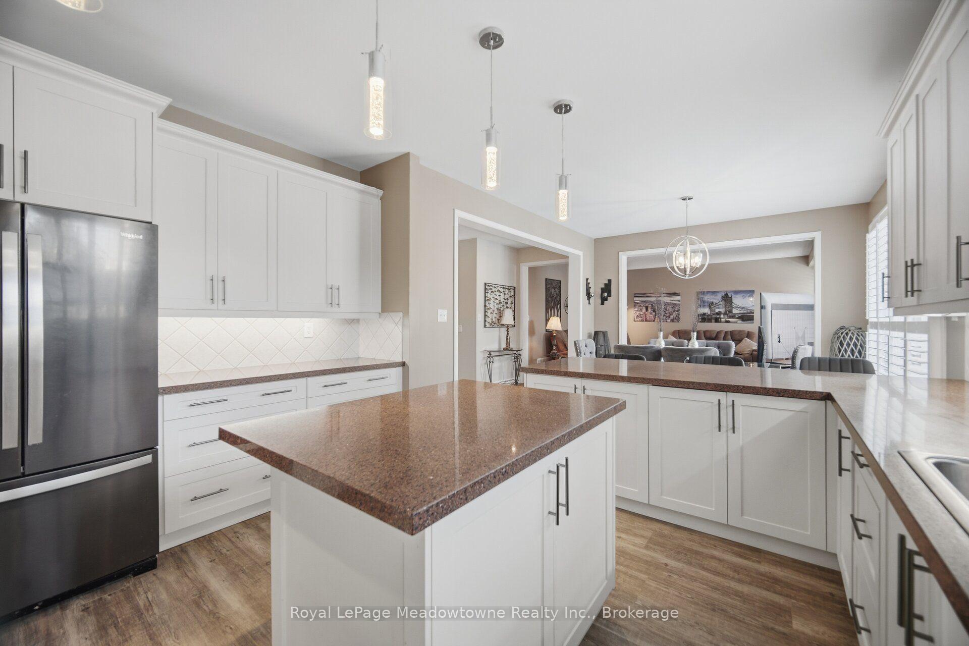 Photo 18 of 1406 Hearst Boulevard, Milton, Beaty — HOMEH