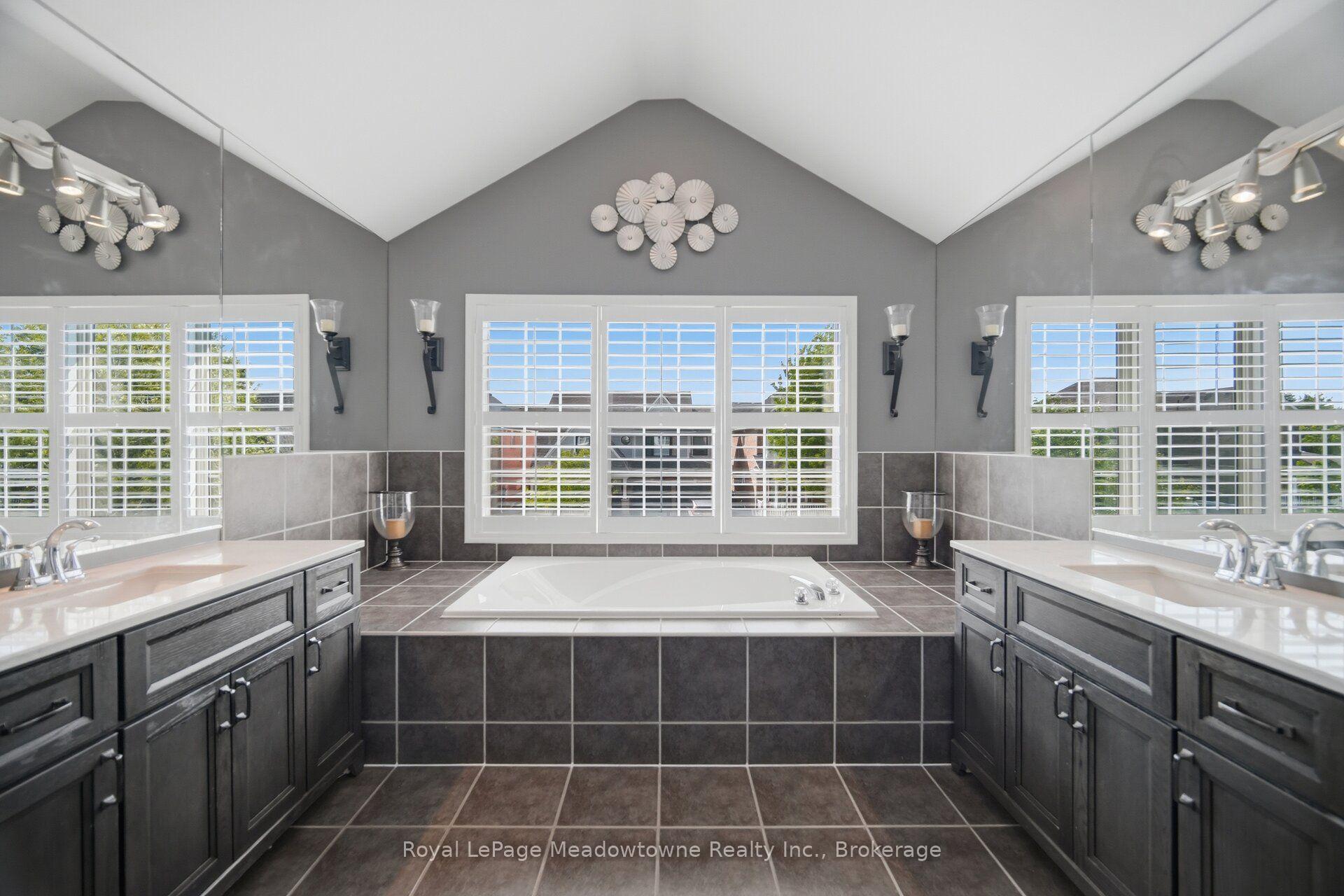 Photo 33 of 1406 Hearst Boulevard, Milton, Beaty — HOMEH