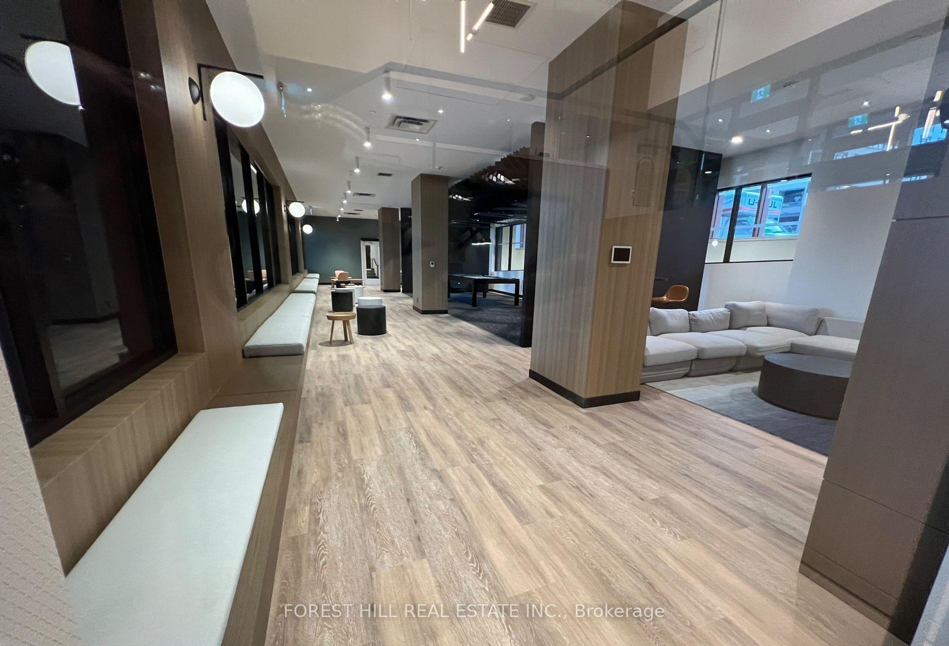 Photo 2 of Unit C904, 8 Beverley Glen Boulevard, Vaughan, Beverley Glen — HOMEH