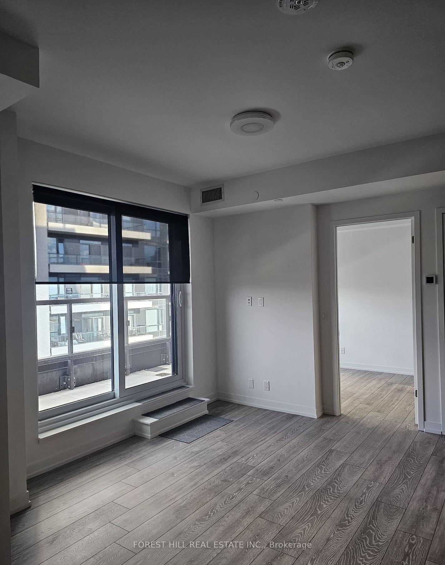 Photo 6 of Unit C904, 8 Beverley Glen Boulevard, Vaughan, Beverley Glen — HOMEH