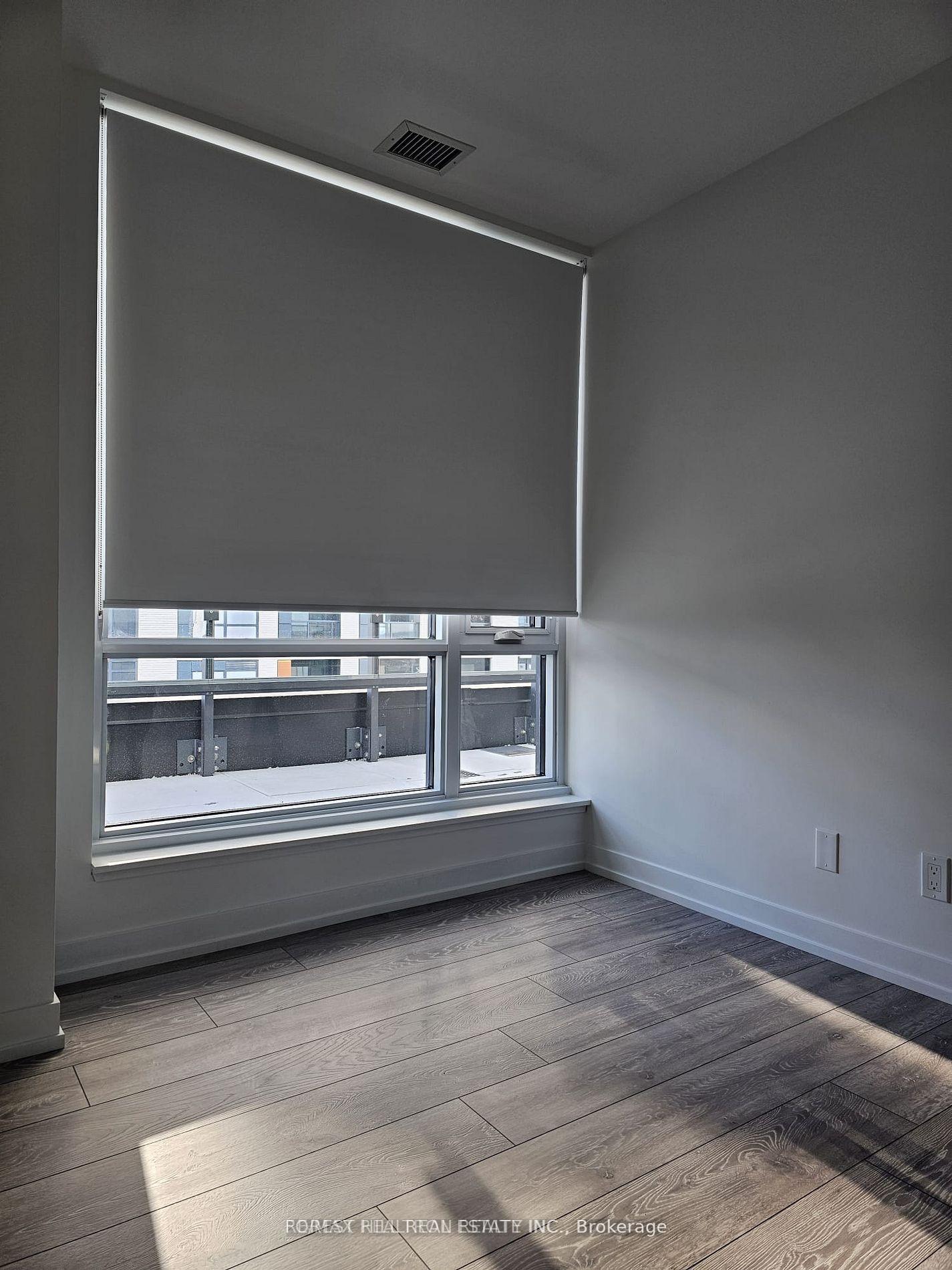 Photo 8 of Unit C904, 8 Beverley Glen Boulevard, Vaughan, Beverley Glen — HOMEH