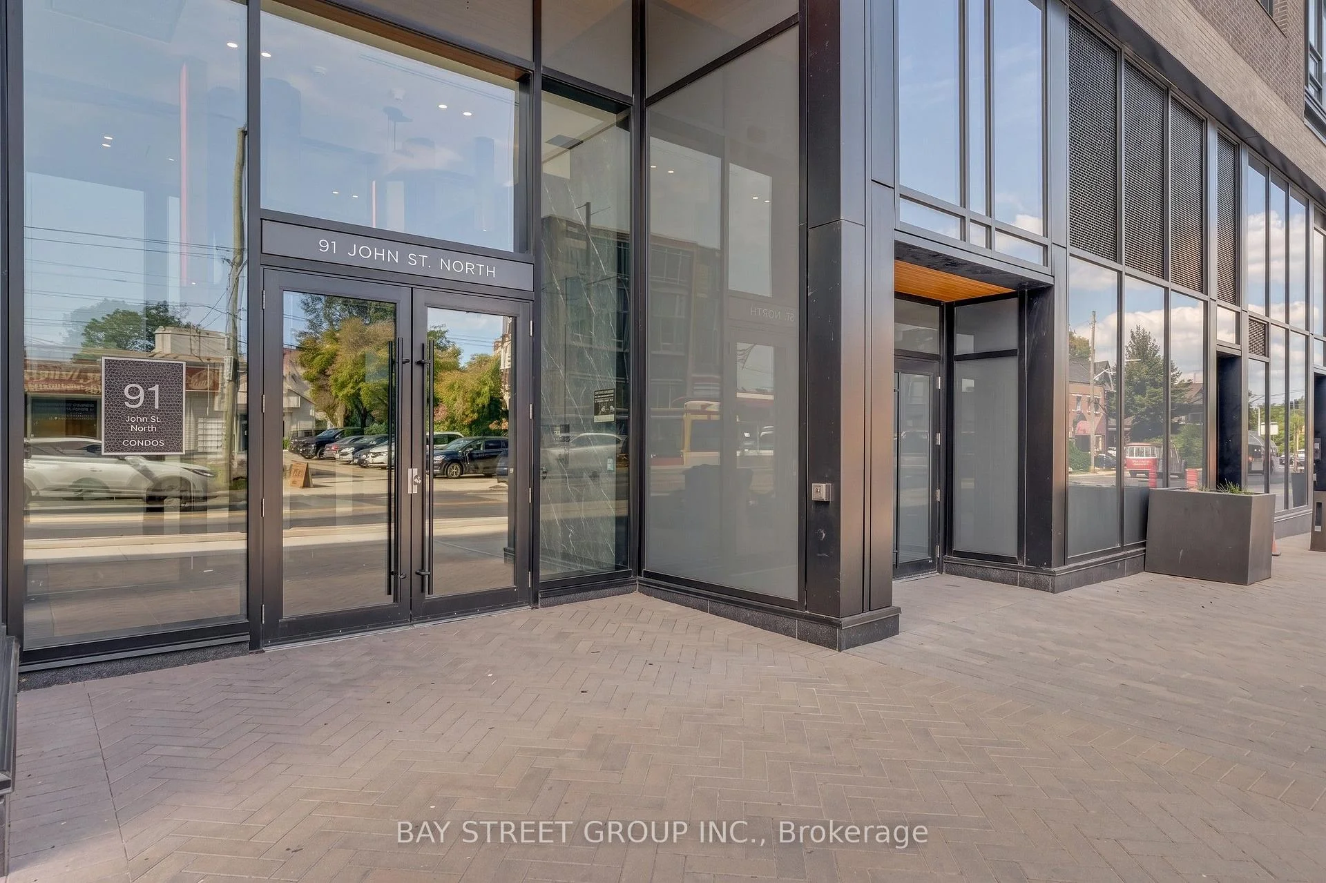 Photo 4 of Unit 501, 91 John Street N, Hamilton, Corktown — HOMEH