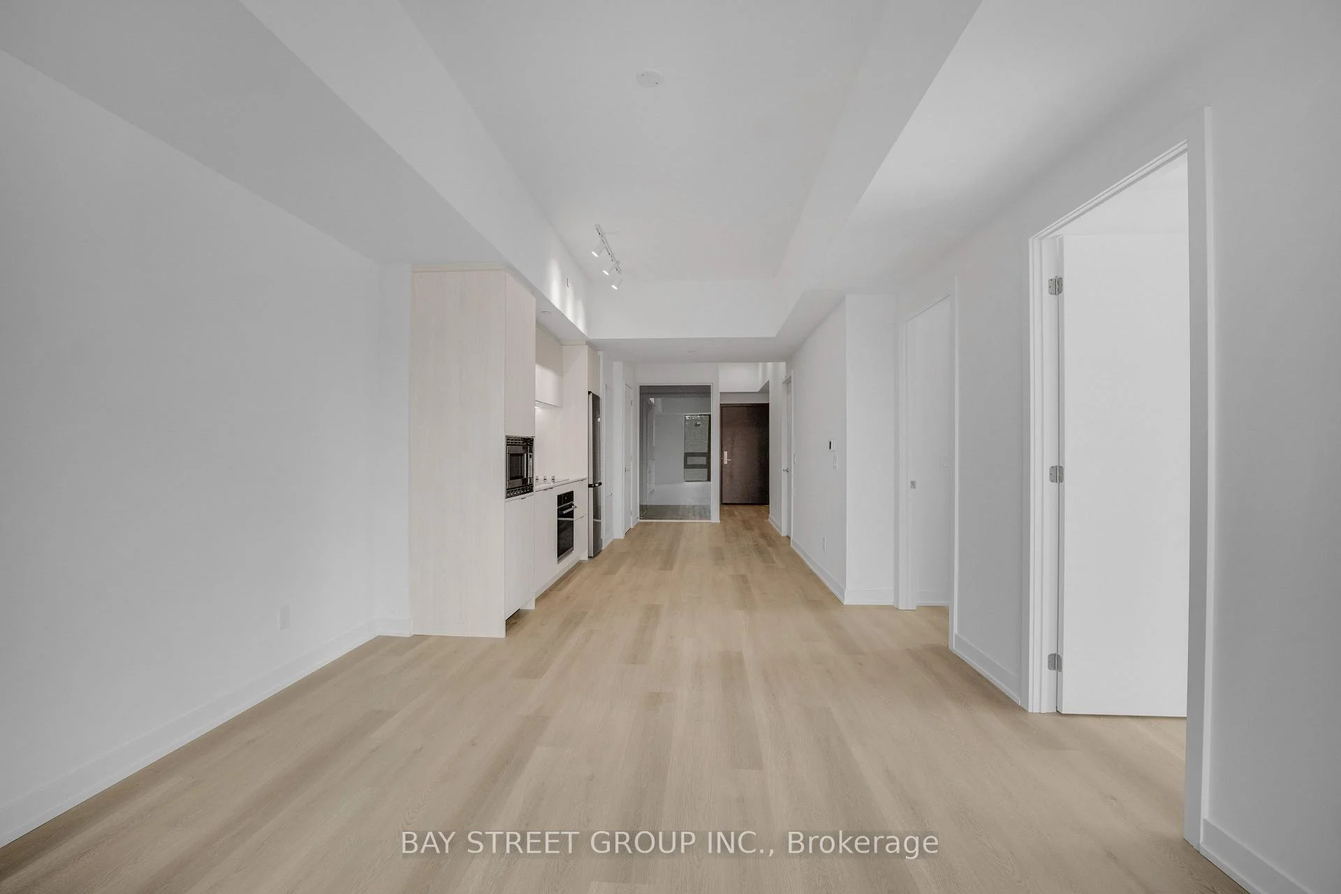 Photo 14 of Unit 501, 91 John Street N, Hamilton, Corktown — HOMEH