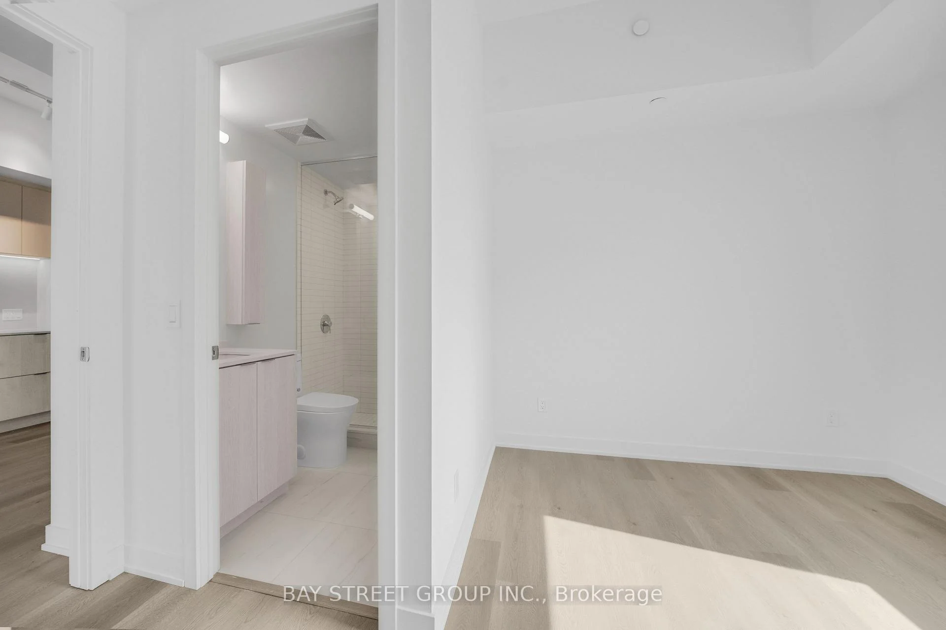 Photo 19 of Unit 501, 91 John Street N, Hamilton, Corktown — HOMEH
