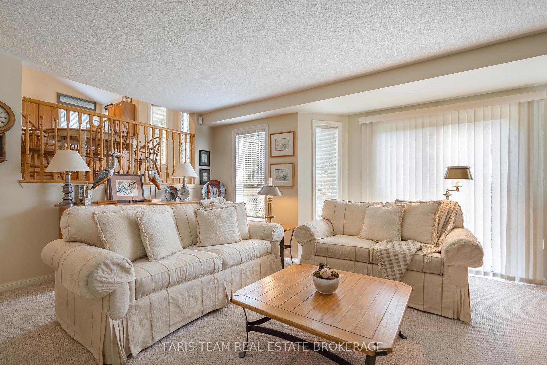Photo 25 of 68 Trott Boulevard, Collingwood — HOMEH