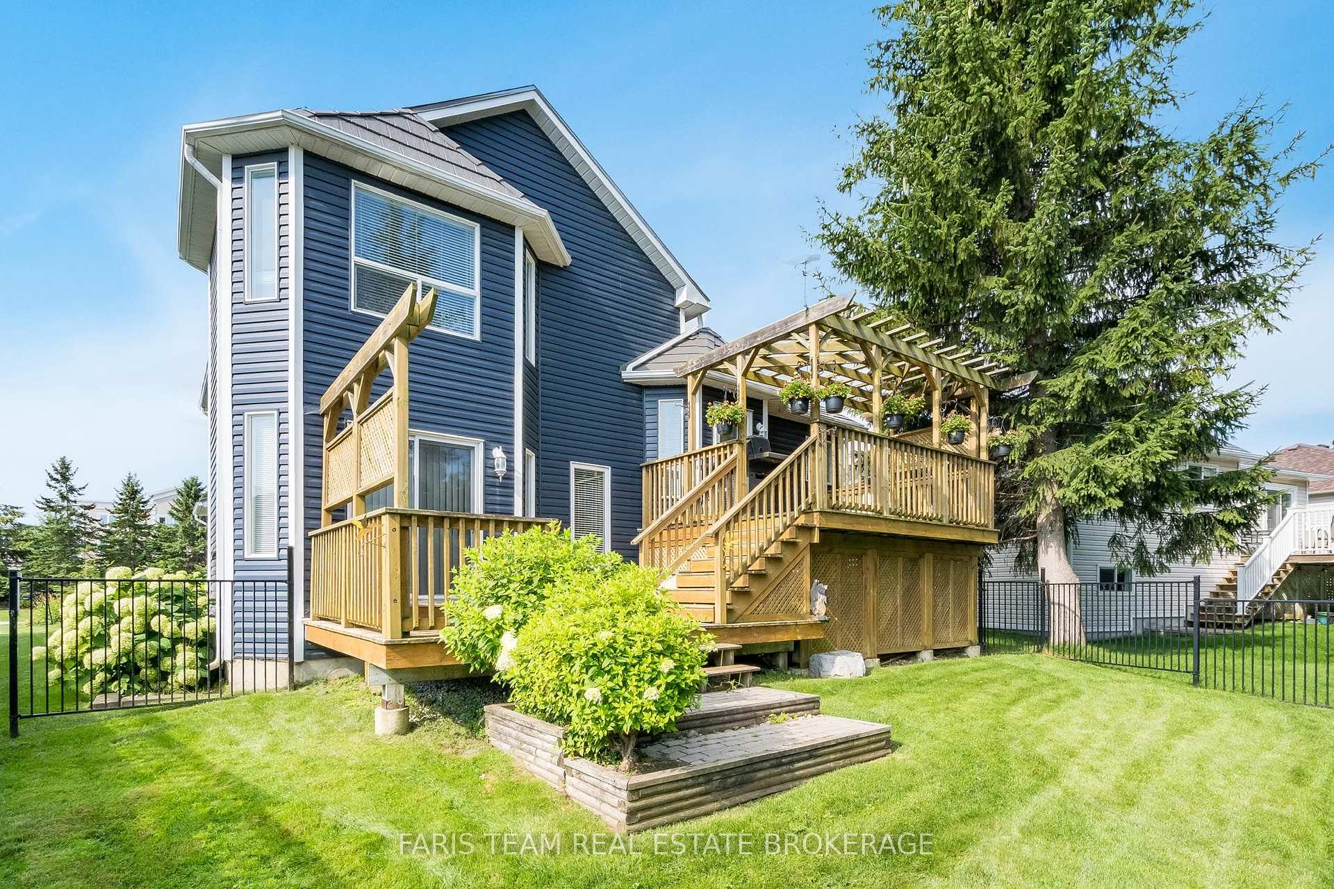 Photo 42 of 68 Trott Boulevard, Collingwood — HOMEH