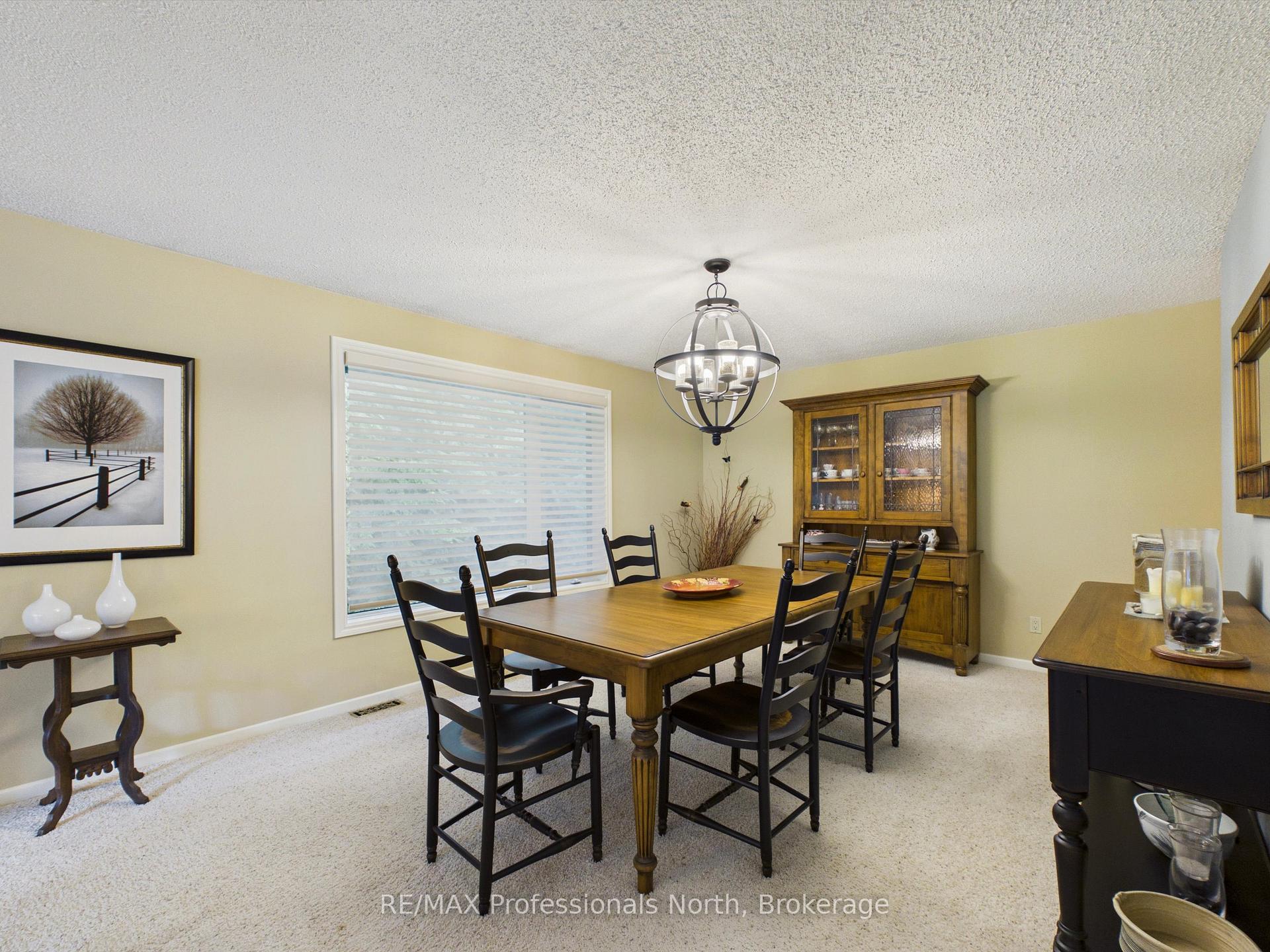 Photo 12 of 52 Golf Course Road, Bracebridge, Macaulay — HOMEH