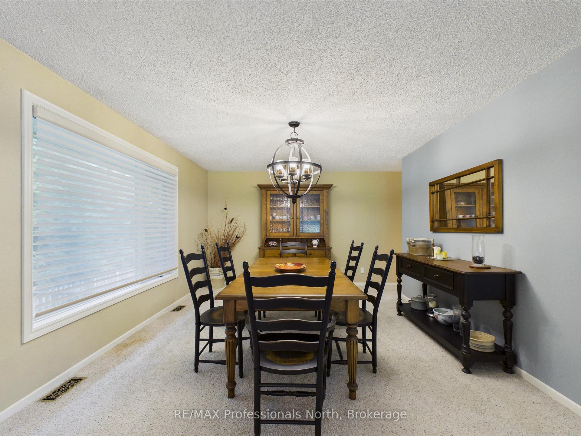 Photo 13 of 52 Golf Course Road, Bracebridge, Macaulay — HOMEH