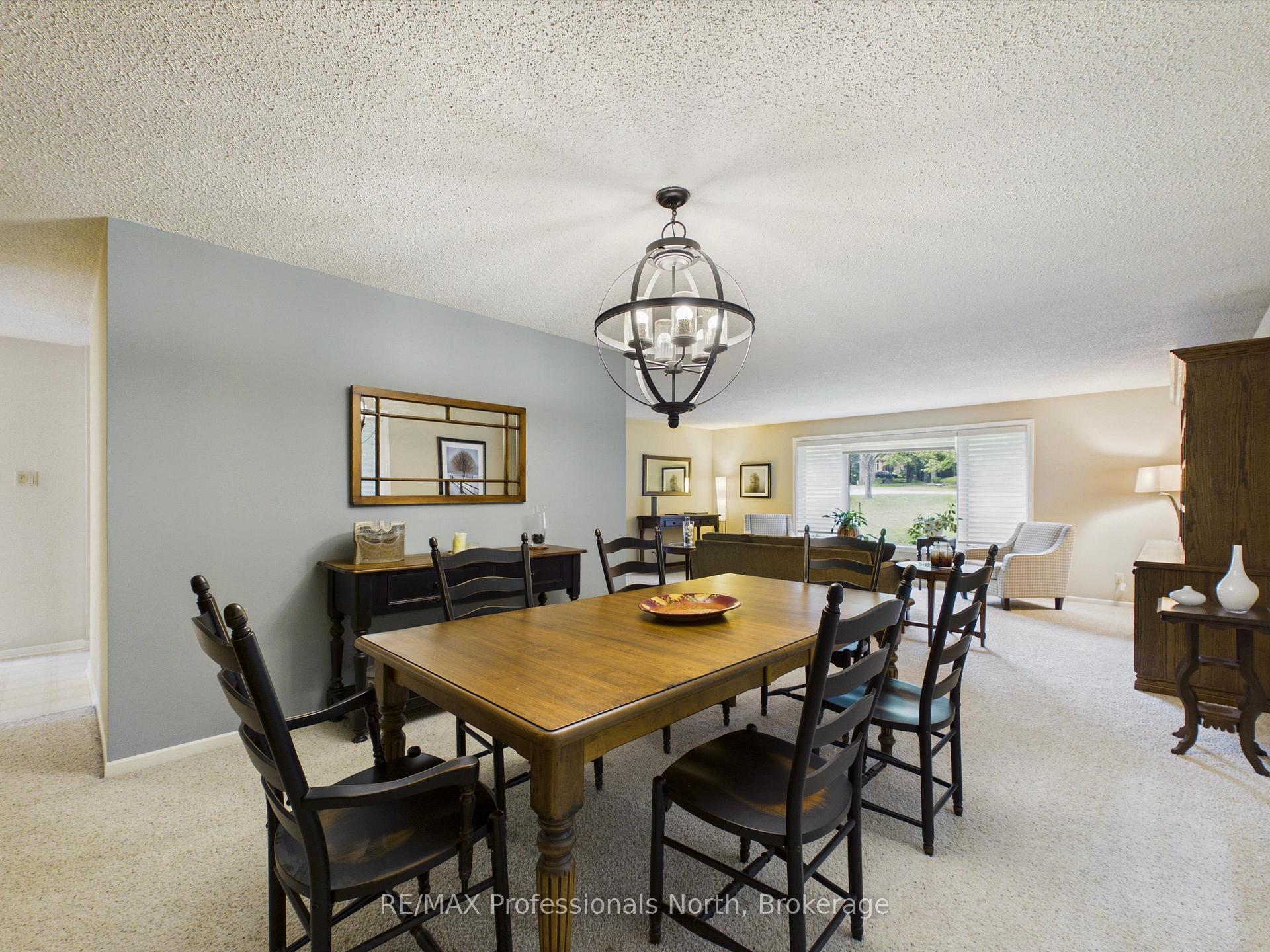 Photo 14 of 52 Golf Course Road, Bracebridge, Macaulay — HOMEH