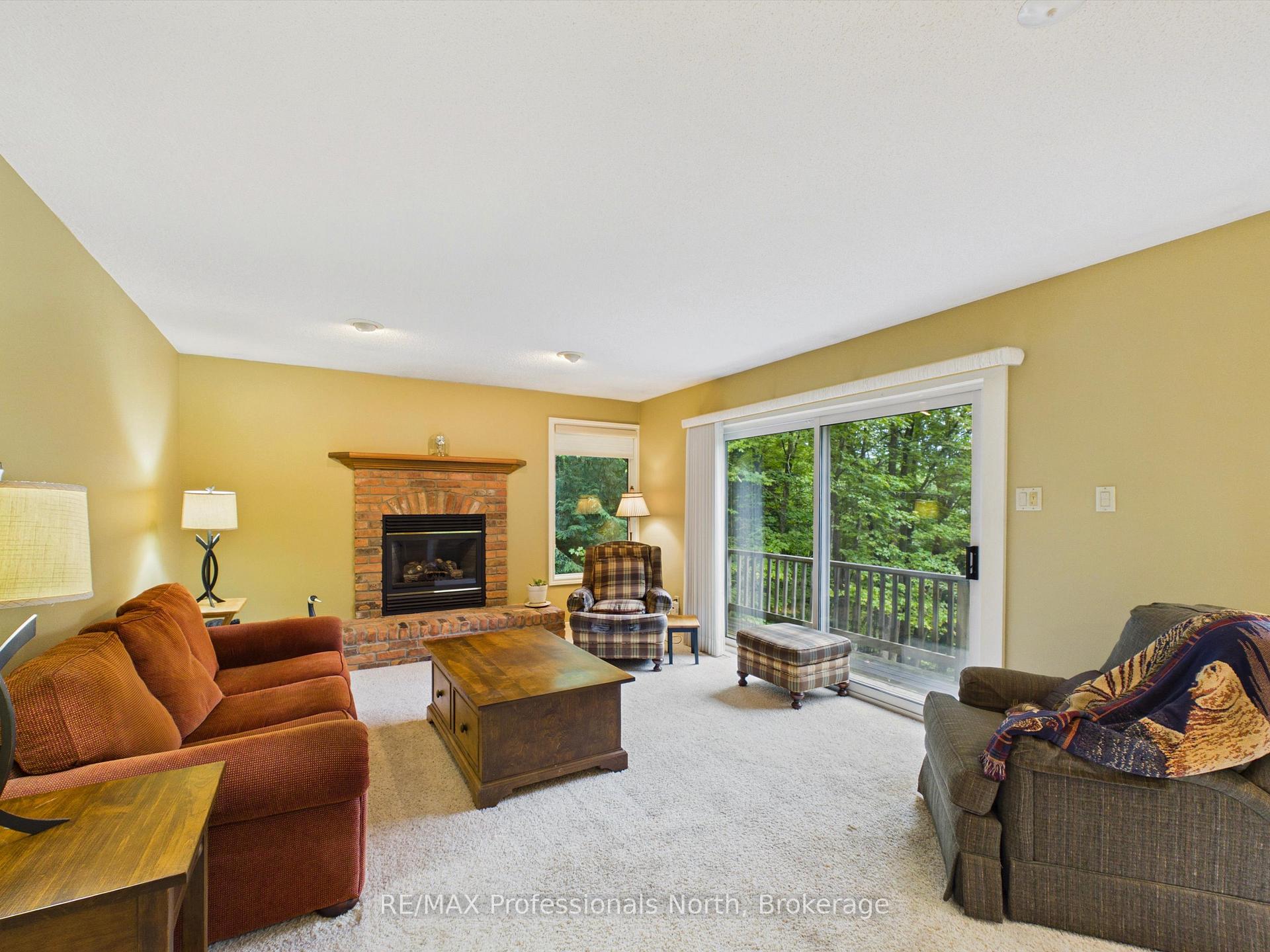 Photo 17 of 52 Golf Course Road, Bracebridge, Macaulay — HOMEH
