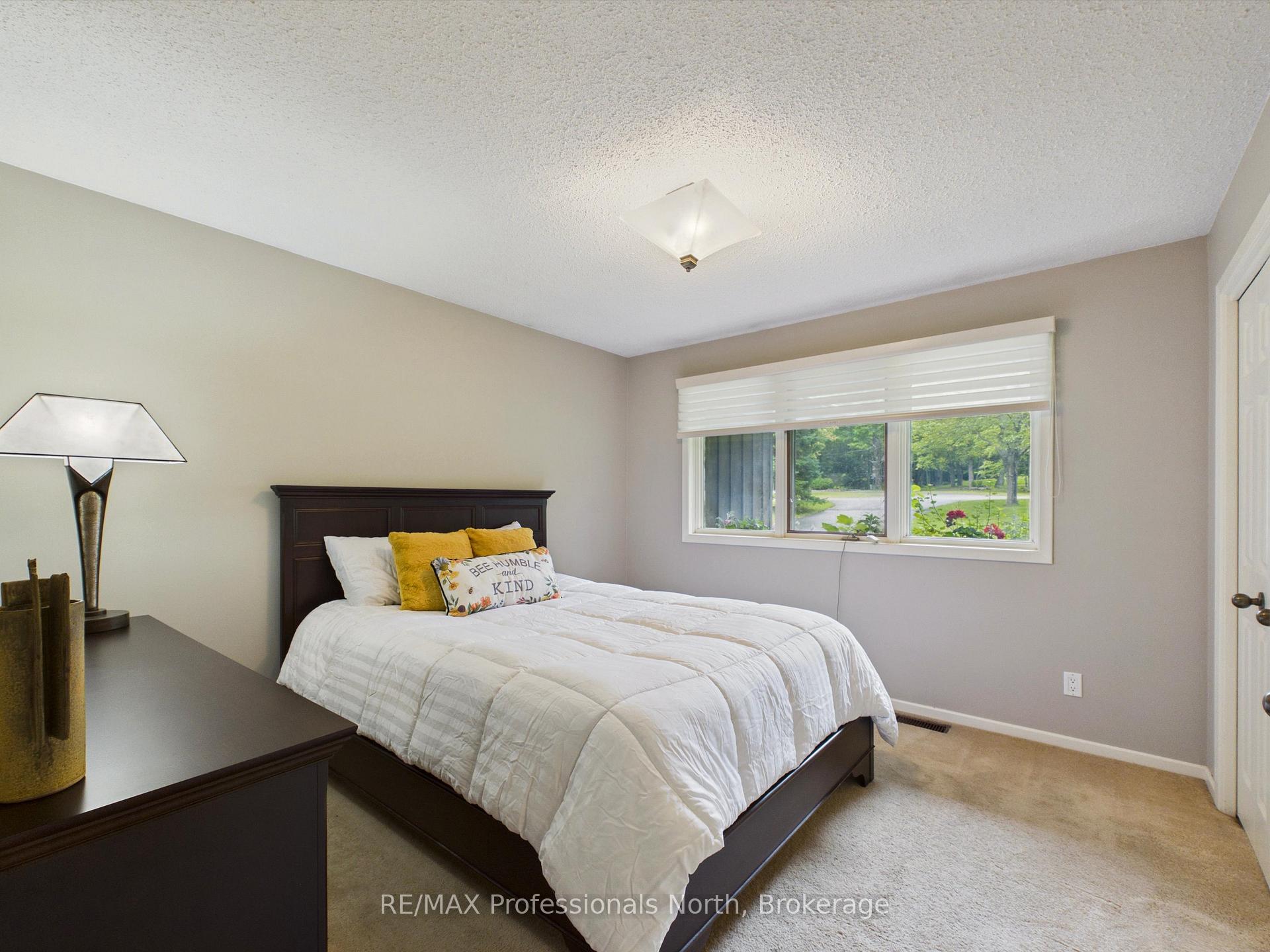 Photo 22 of 52 Golf Course Road, Bracebridge, Macaulay — HOMEH