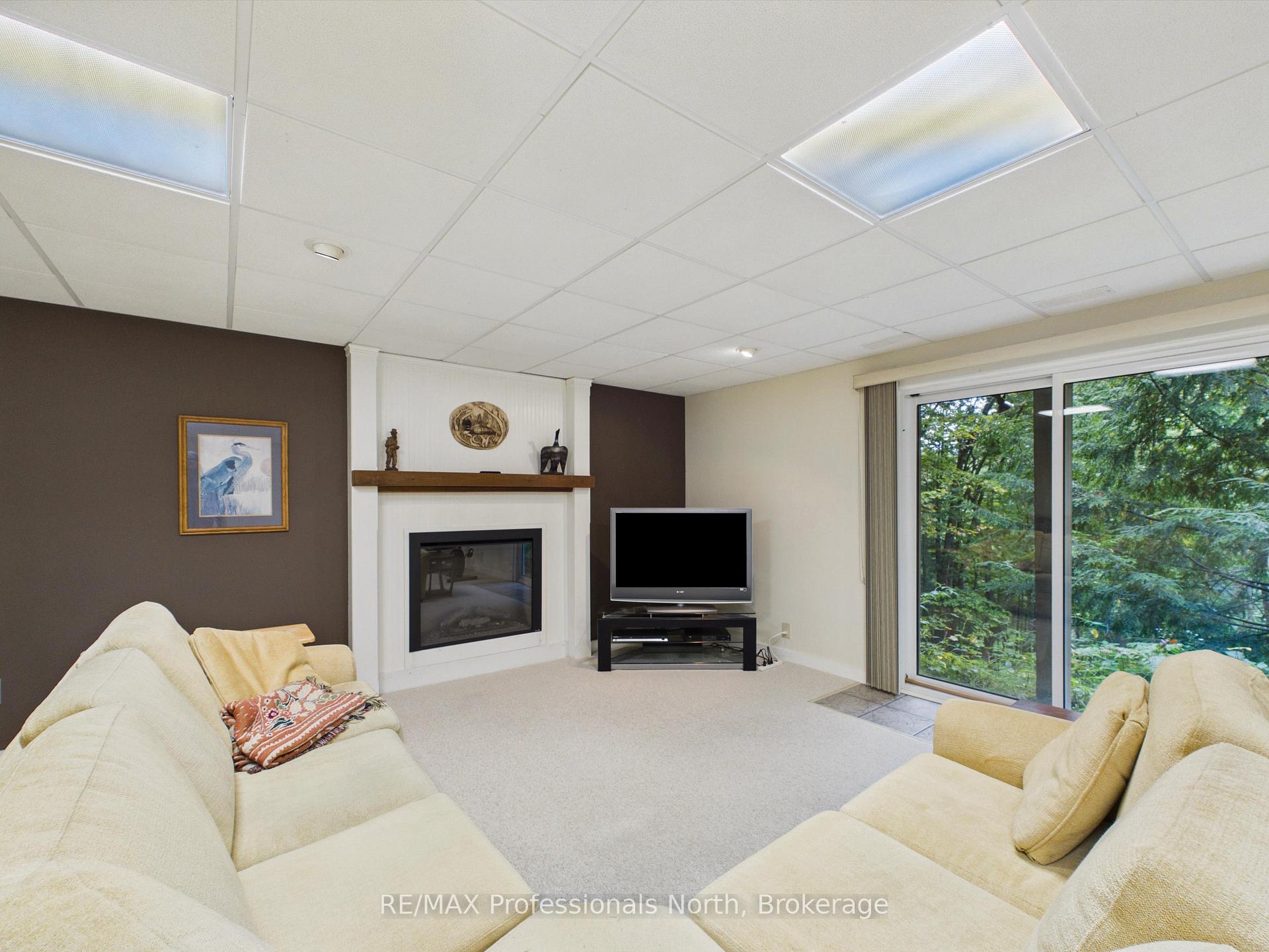 Photo 26 of 52 Golf Course Road, Bracebridge, Macaulay — HOMEH