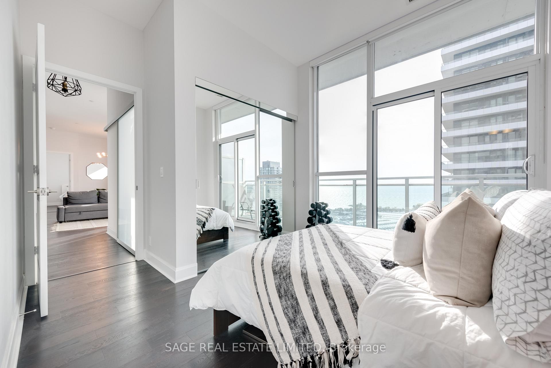 Photo 8 of Unit 3801, 33 Shore Breeze Drive, Etobicoke, Mimico — HOMEH